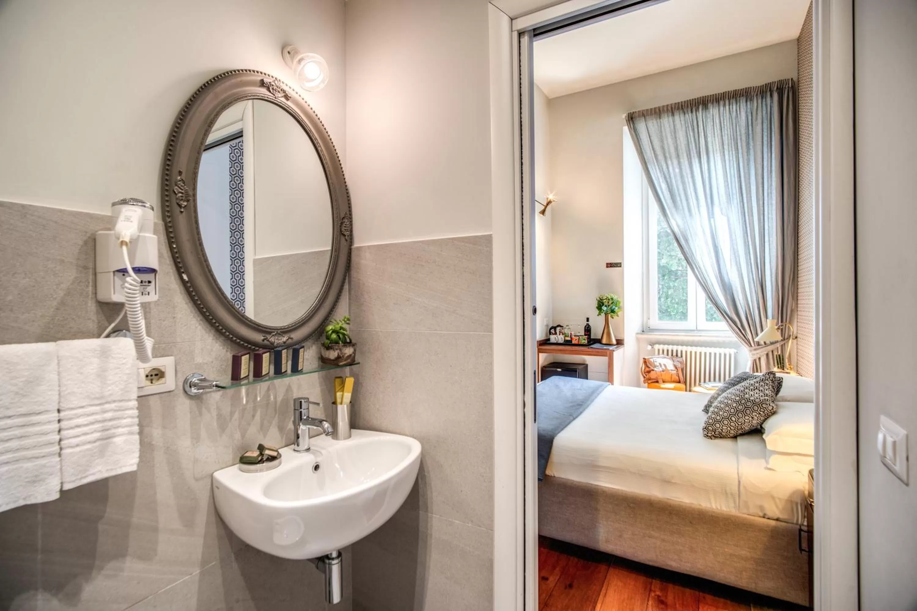 Bed in Tree Charme Trilussa