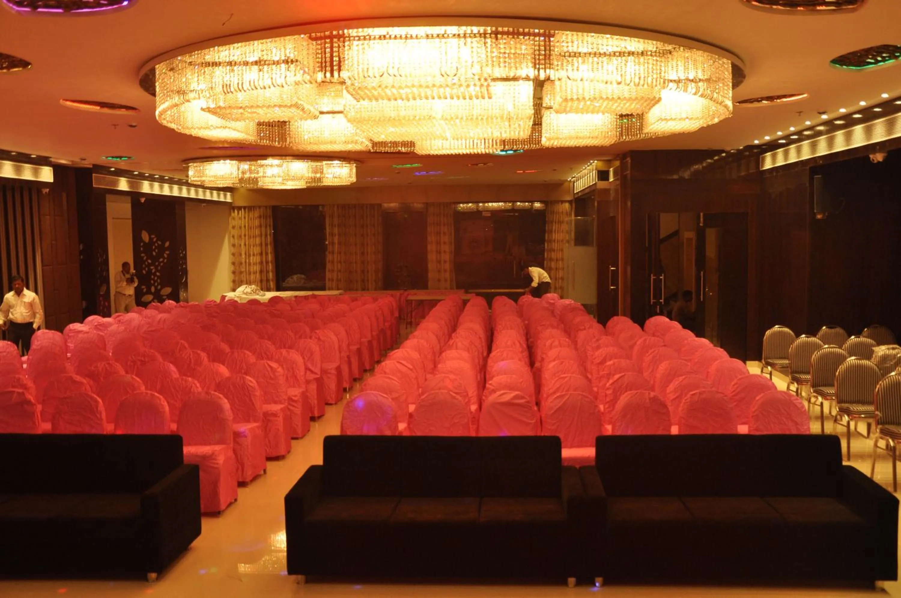 Banquet/Function facilities in Chandra Imperial