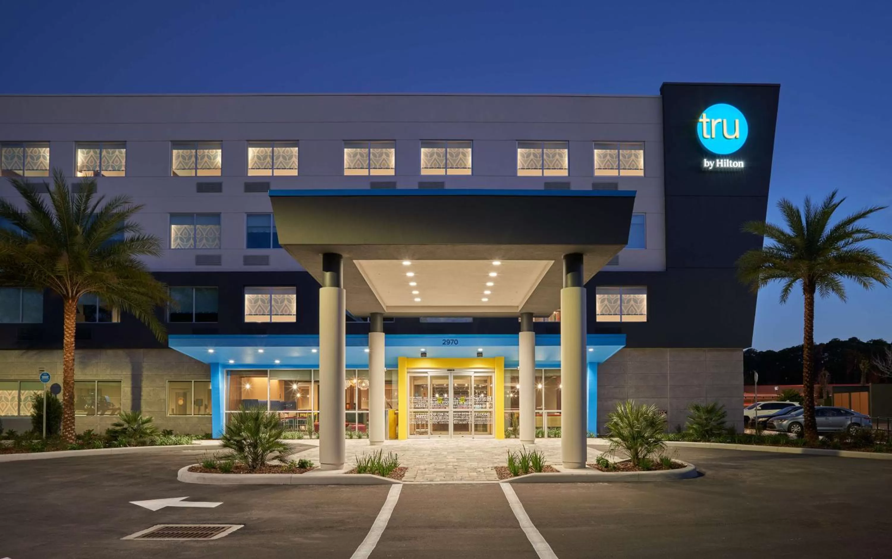 Property building in Tru By Hilton Jacksonville South Mandarin, Fl