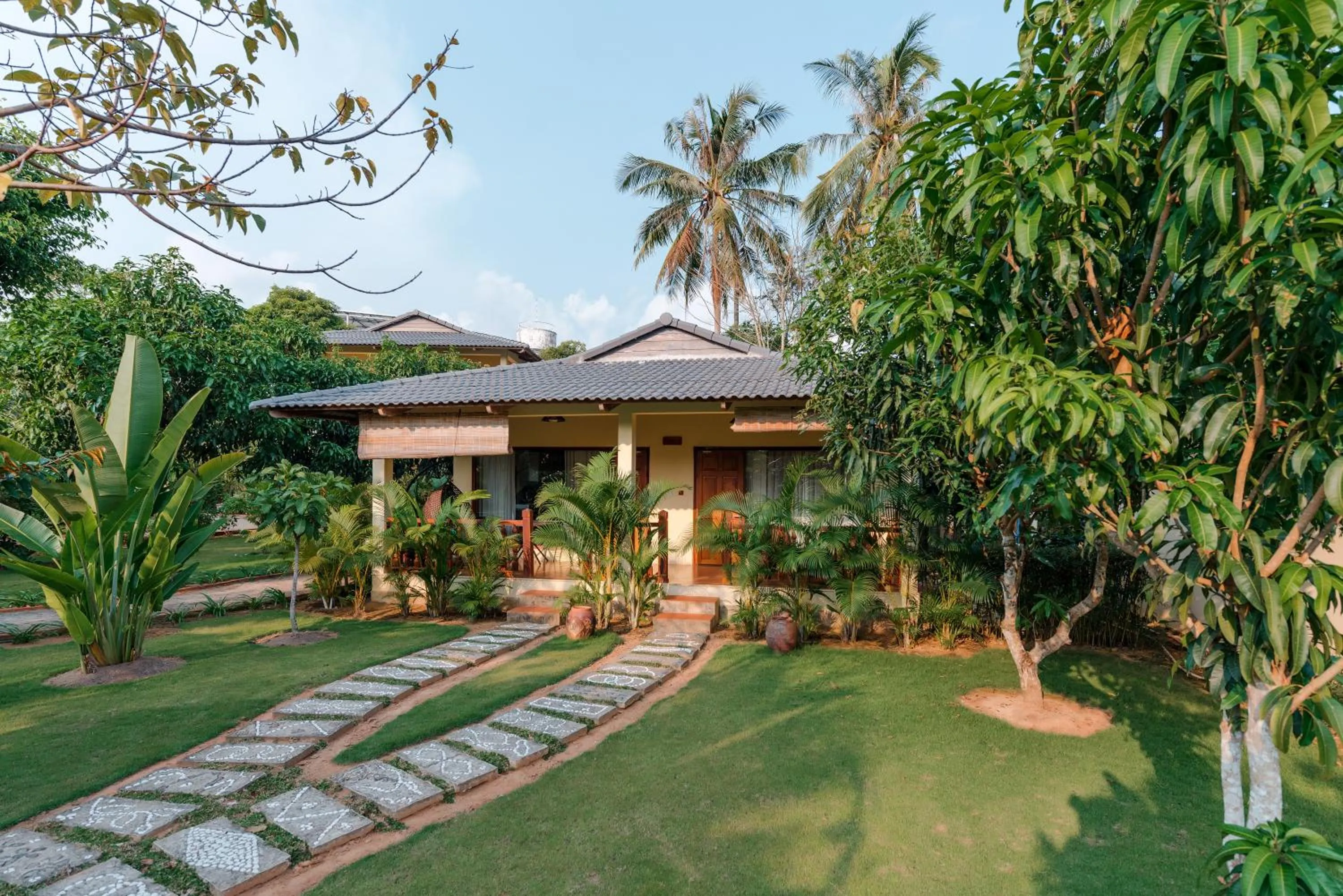 Facade/entrance in Elwood Premier Resort Phu Quoc