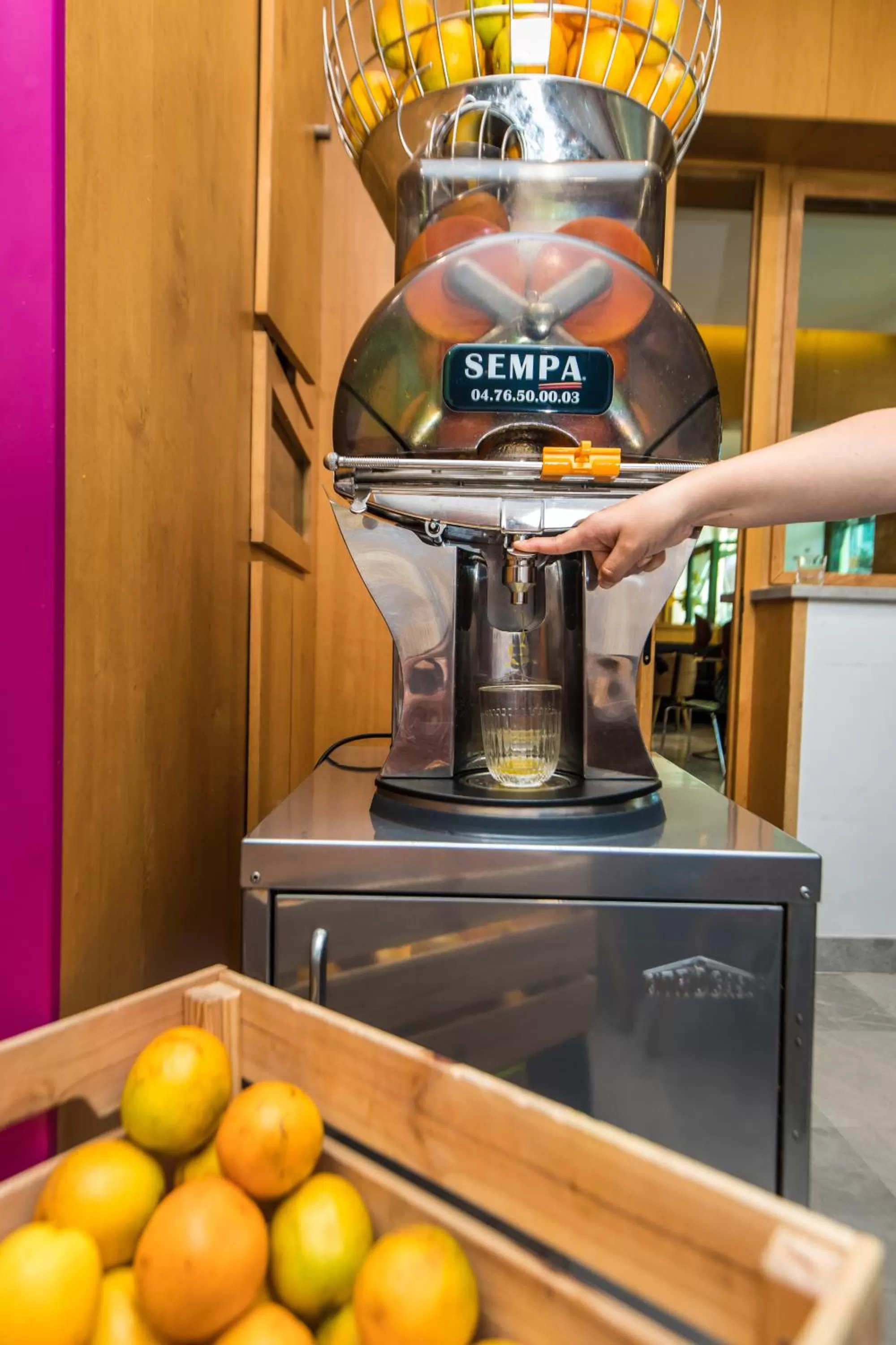 Breakfast in HOTEL DE PARIS MONTPARNASSE