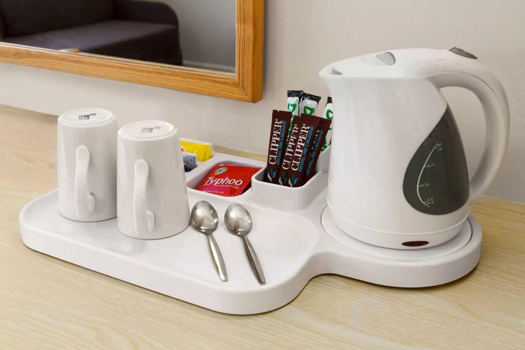 Coffee/tea facilities in Days Inn Sutton Scotney South