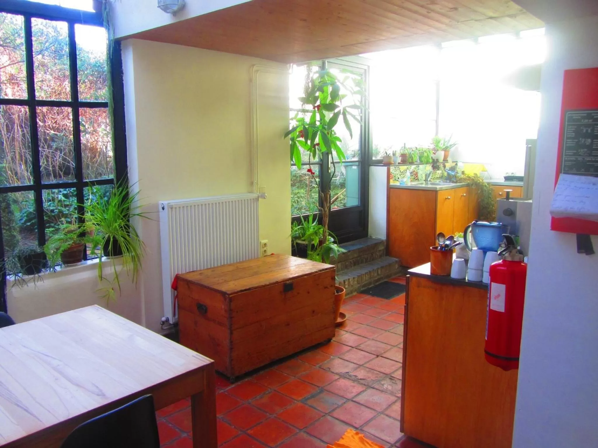 Restaurant/places to eat in B&B Faja lobi