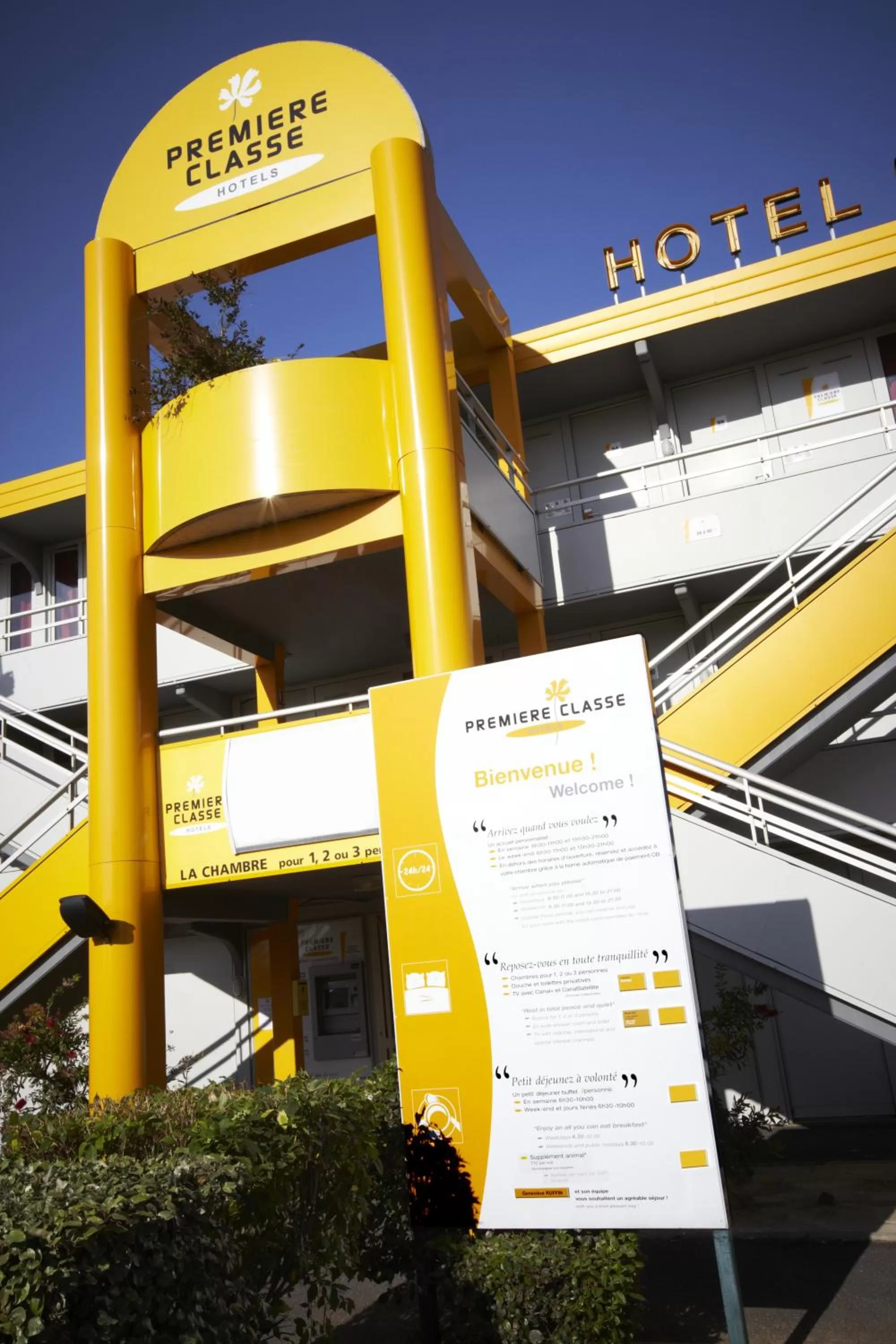 Facade/entrance in Premiere Classe Beziers