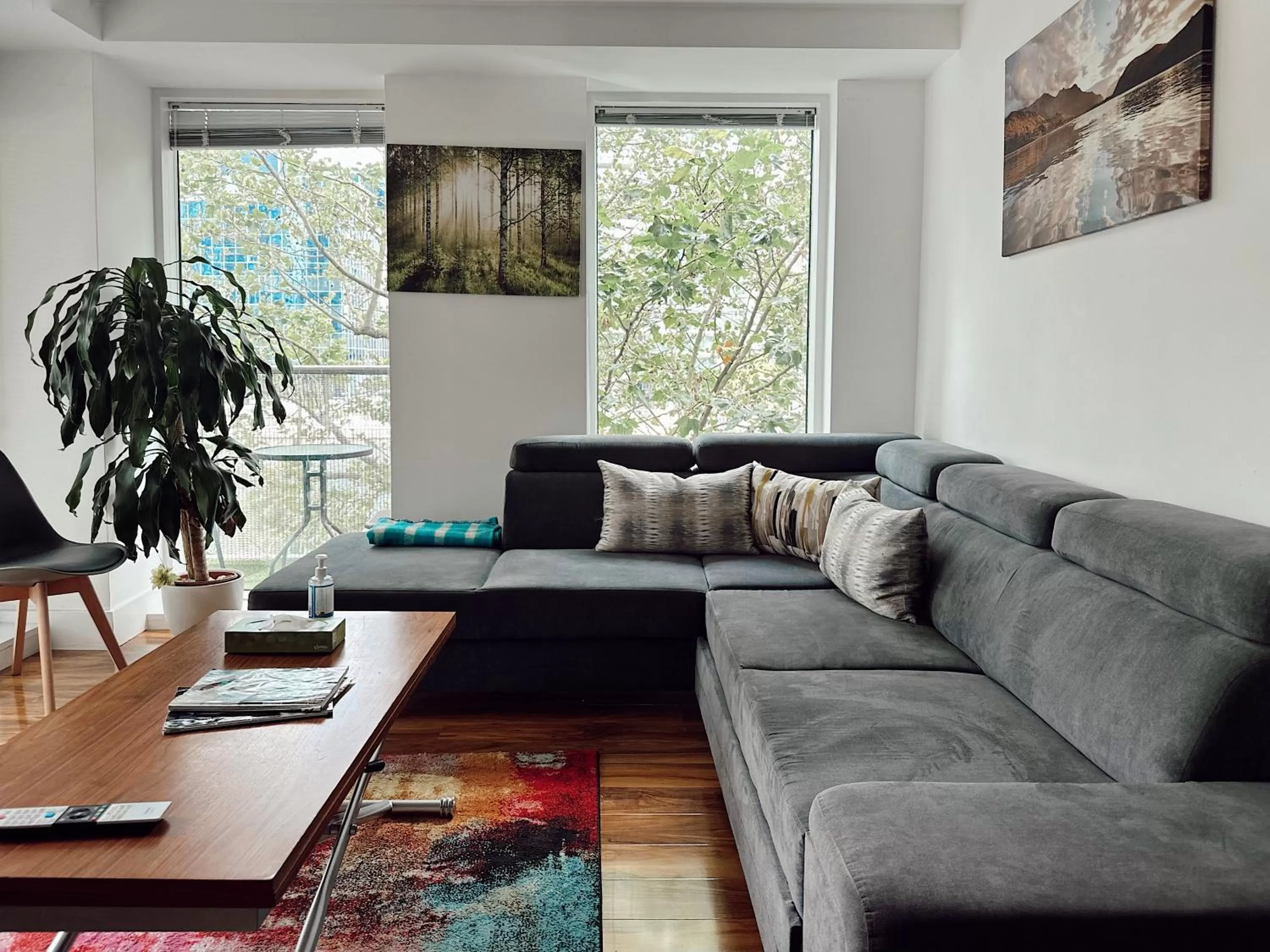 Living room in Canary Wharf - Luxury Apartments