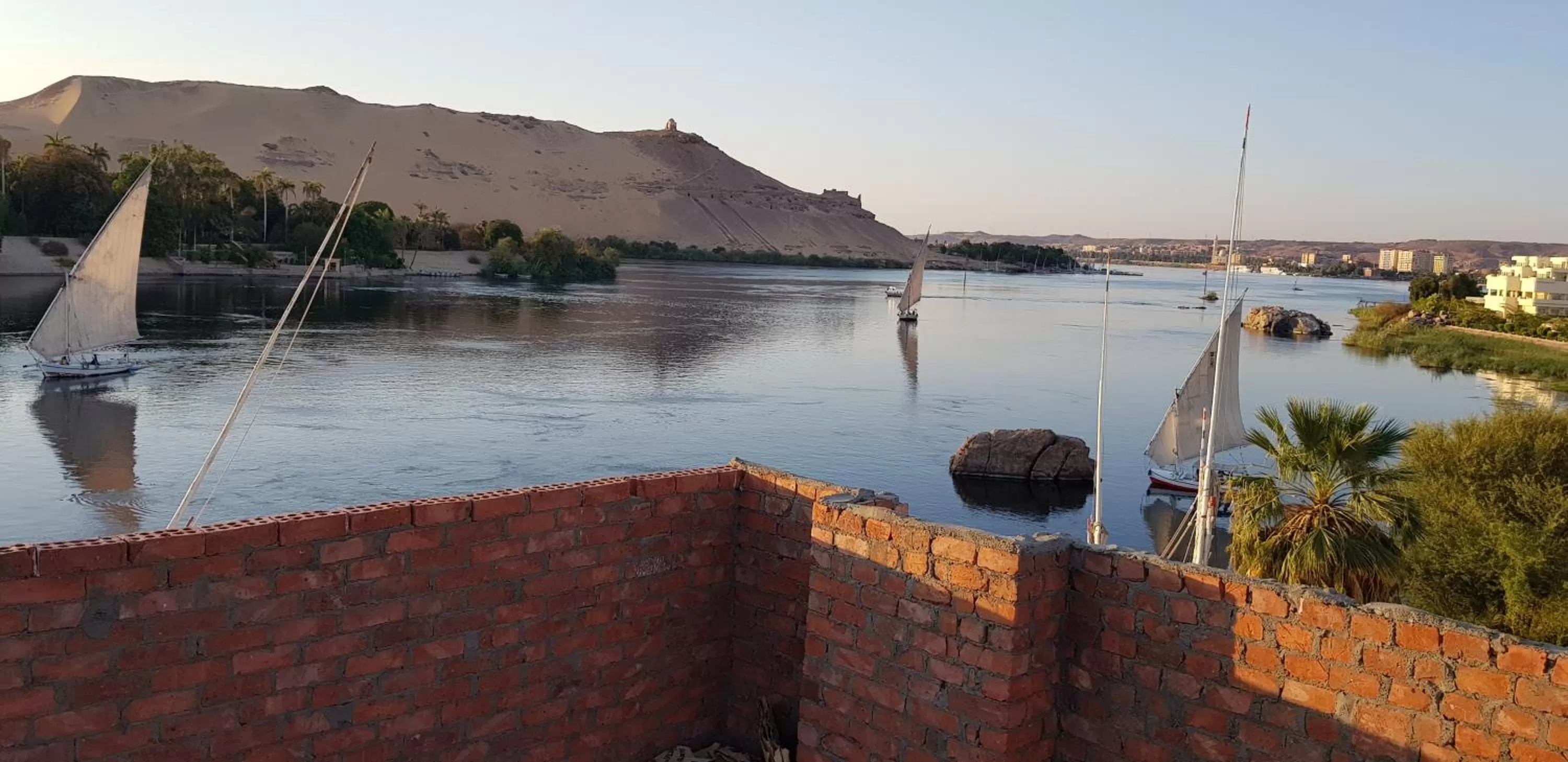 Neighbourhood in Taharka Nubian House