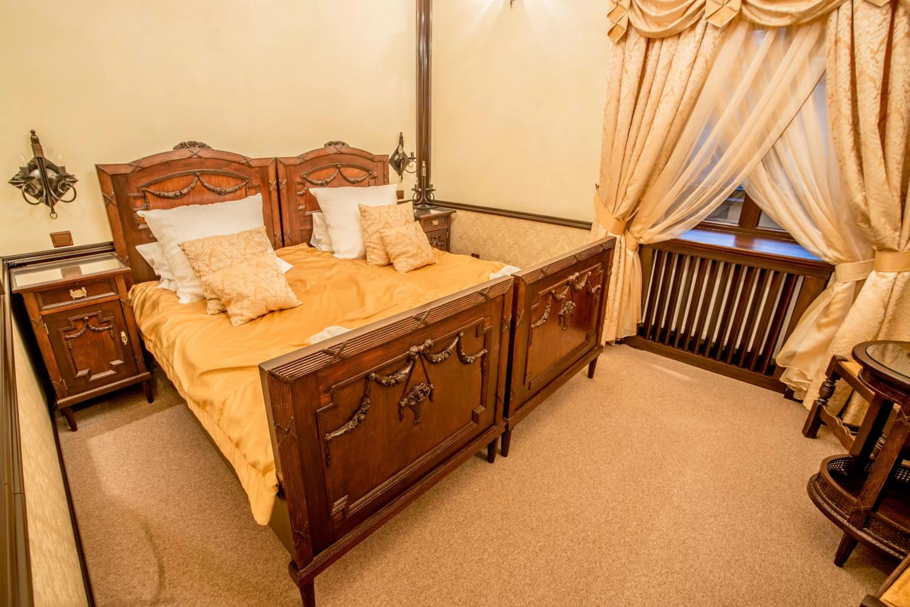 Bed in Zamek Uniejów