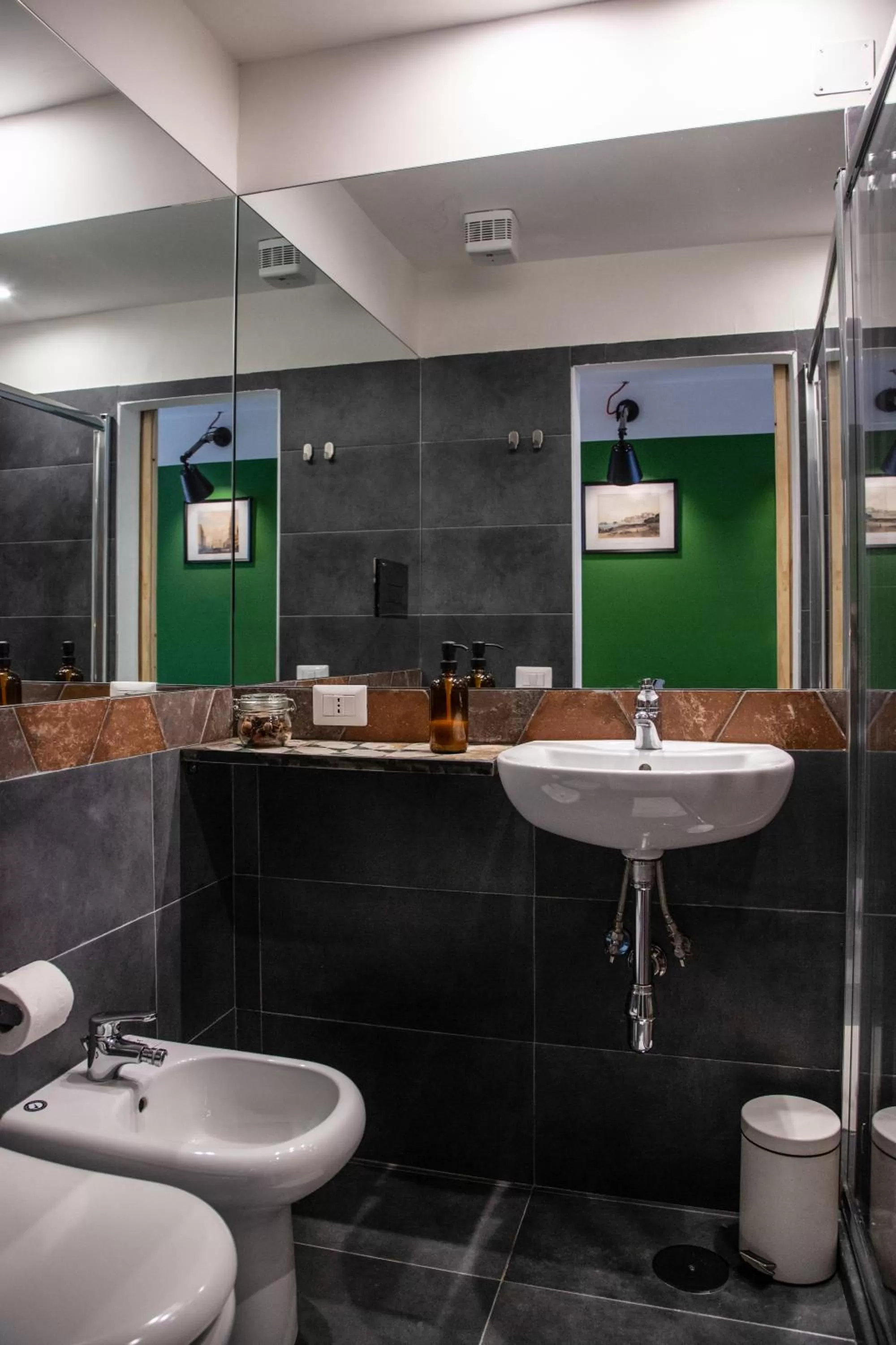 Shower in Borgo Vergini Garden B&B