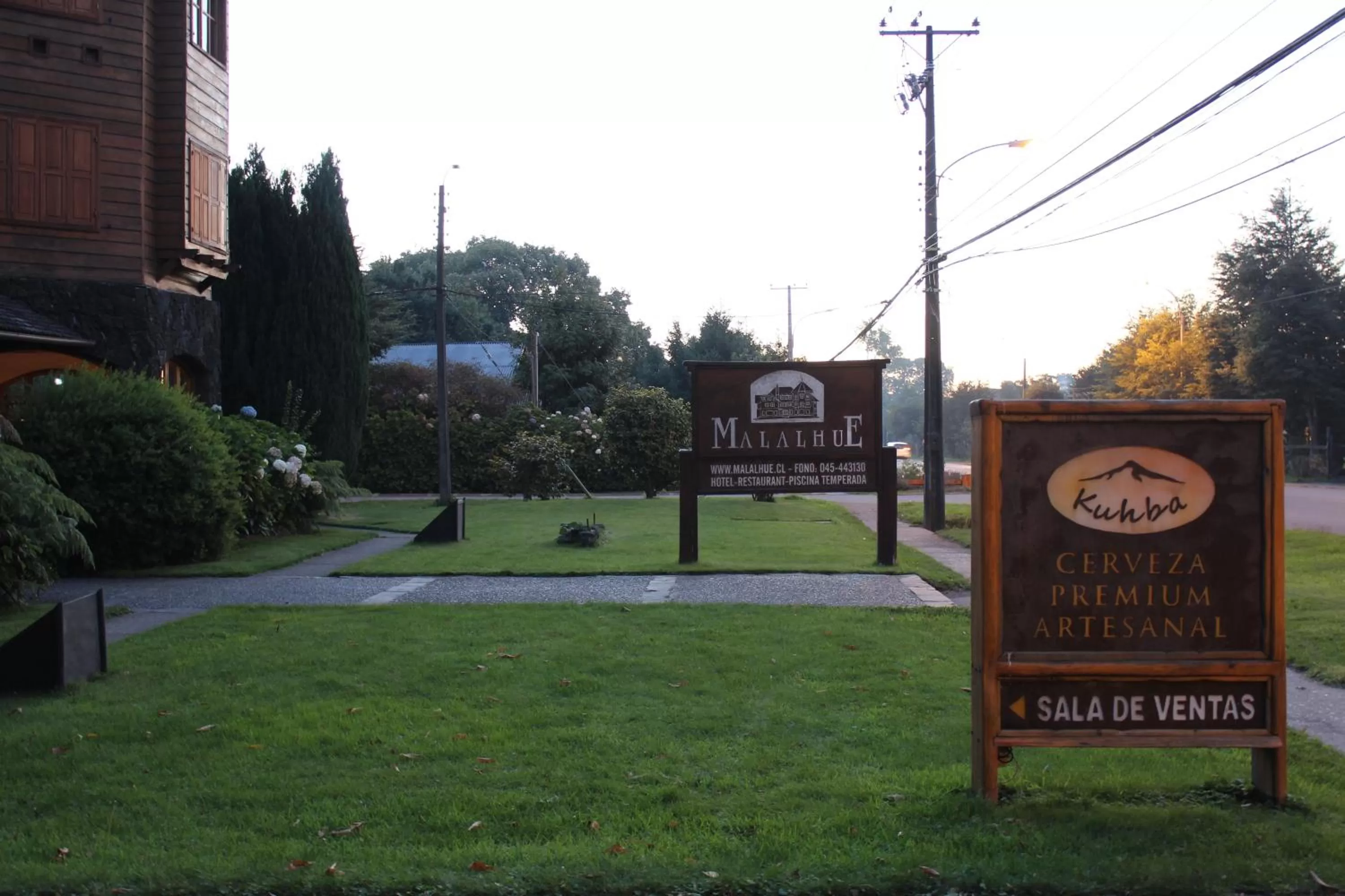 Facade/entrance in Hotel Malalhue