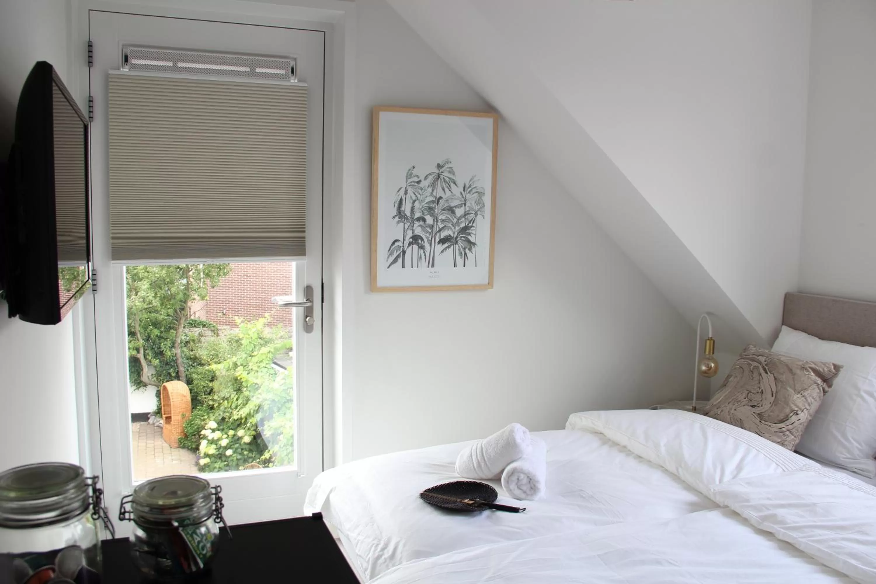 Bedroom, Bed in Hotel Paradis Zandvoort