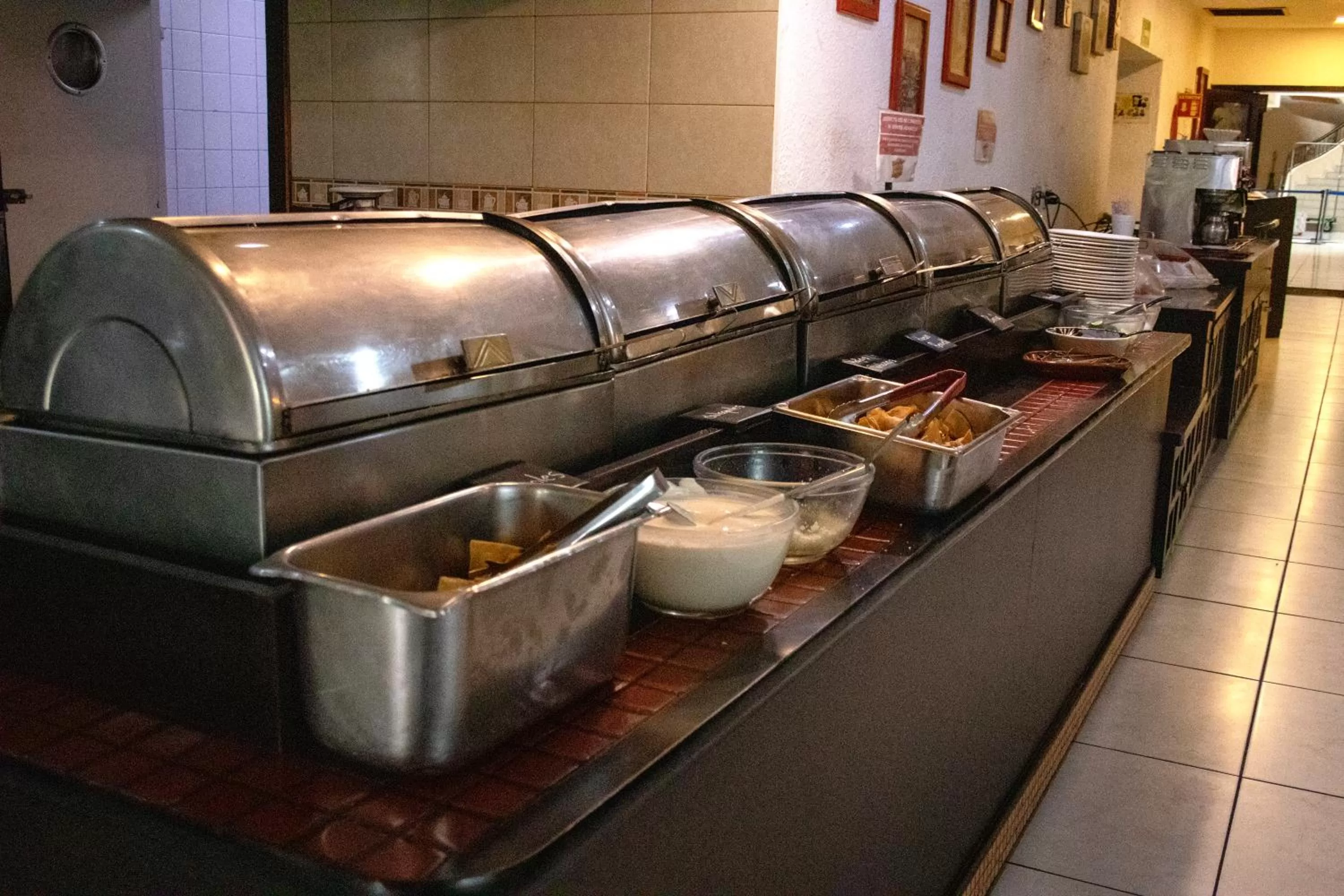 Restaurant/places to eat in Hotel Santa Irene Guadalajara