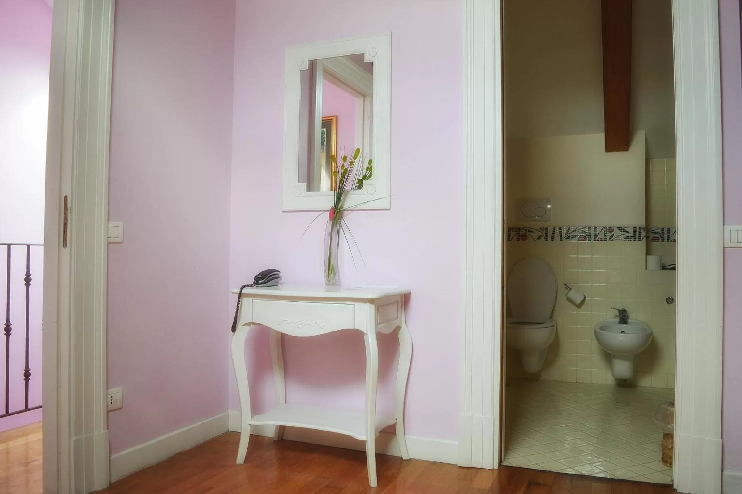 Decorative detail in The Secret Garden Relais