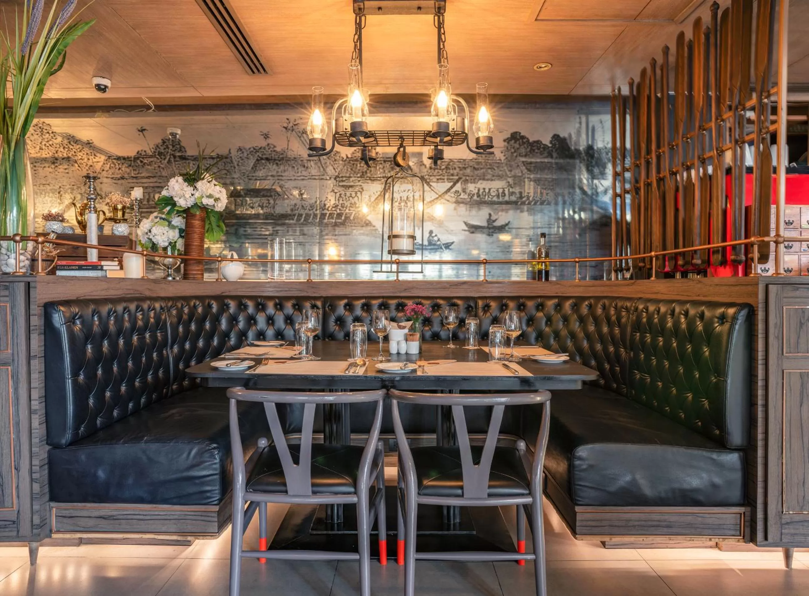 Restaurant/places to eat in Riva Surya Bangkok