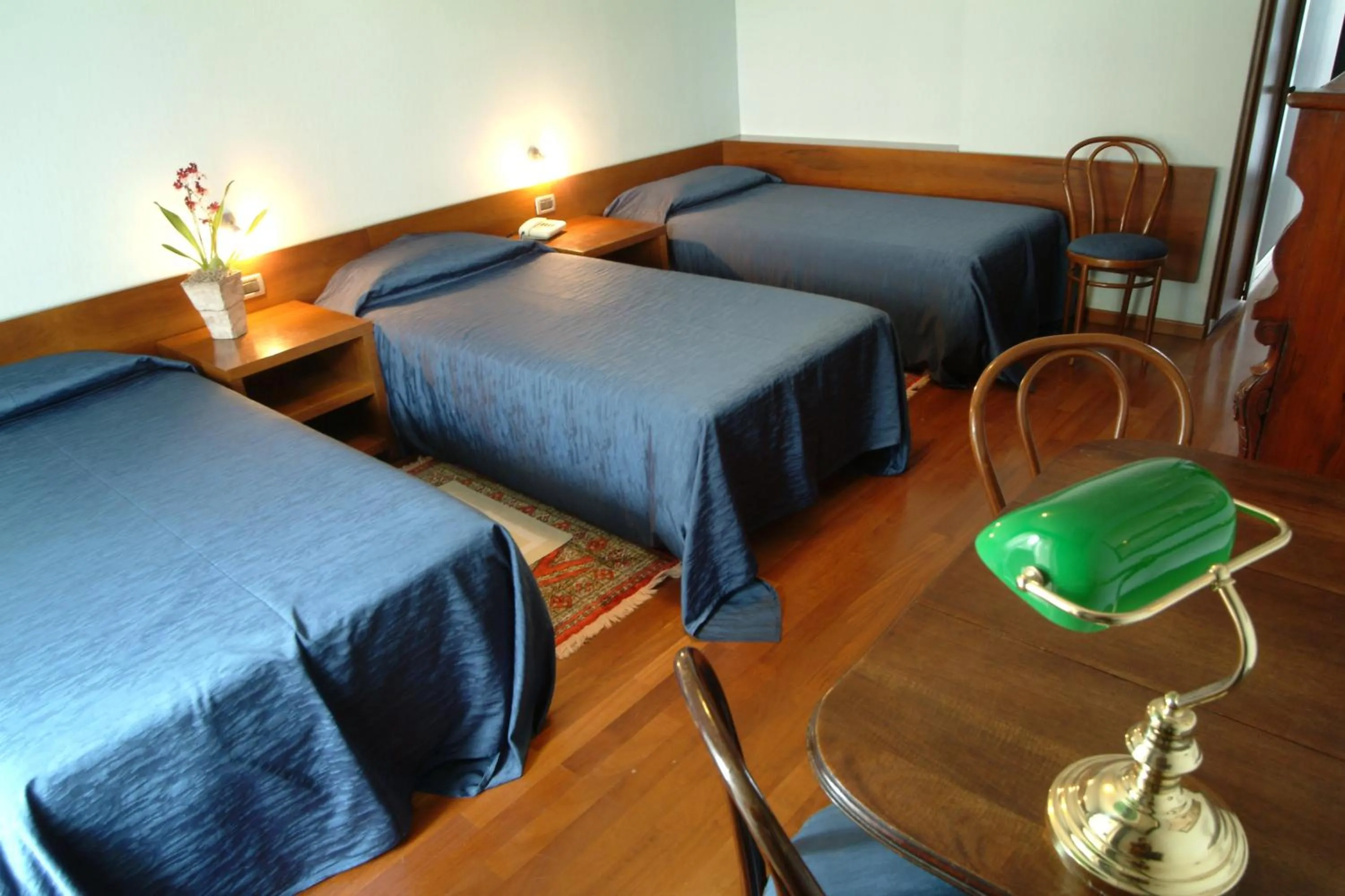 Balcony/Terrace, Bed in Hotel Ghironi