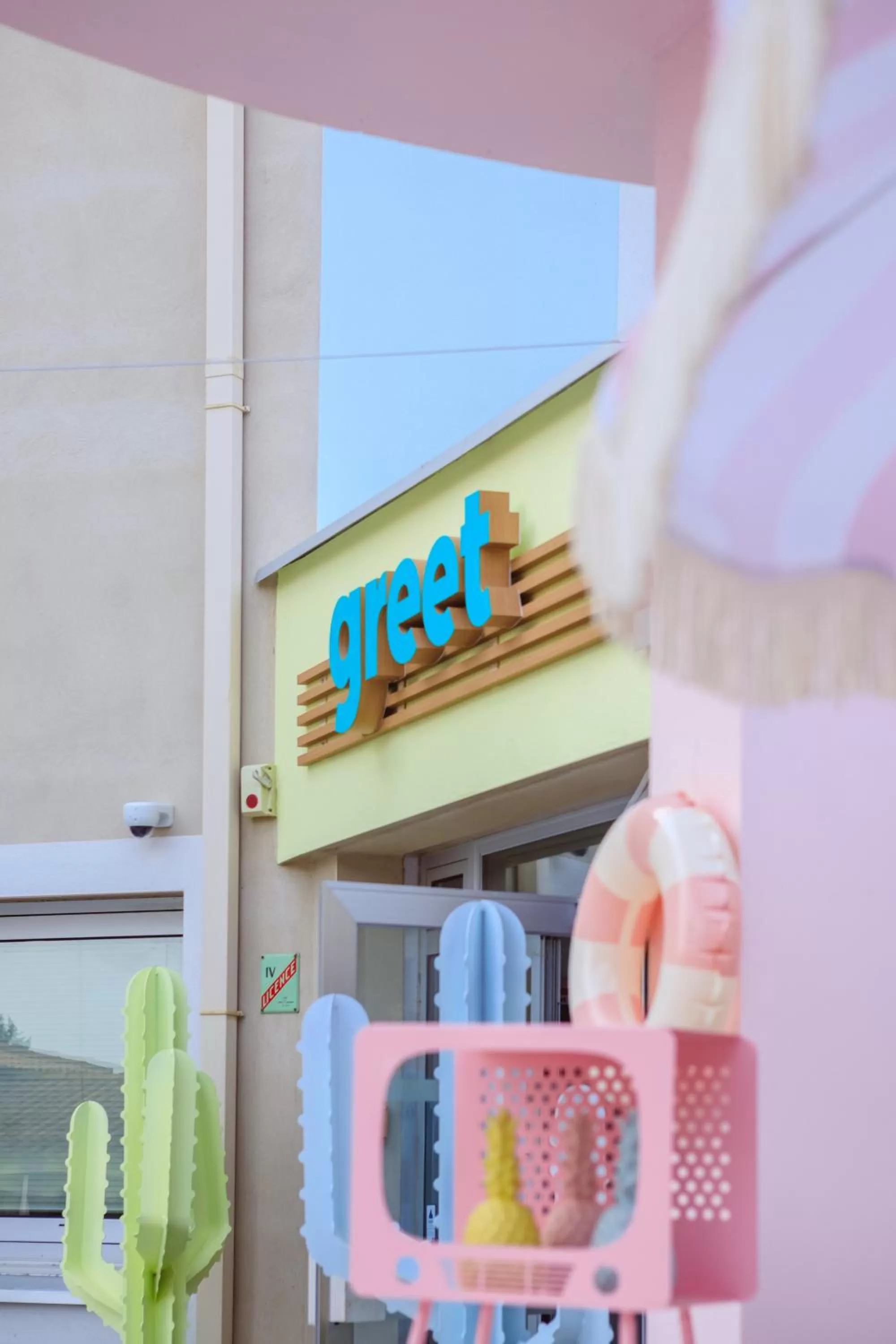 Facade/entrance in greet hôtel Pont du Gard - Route d'Avignon