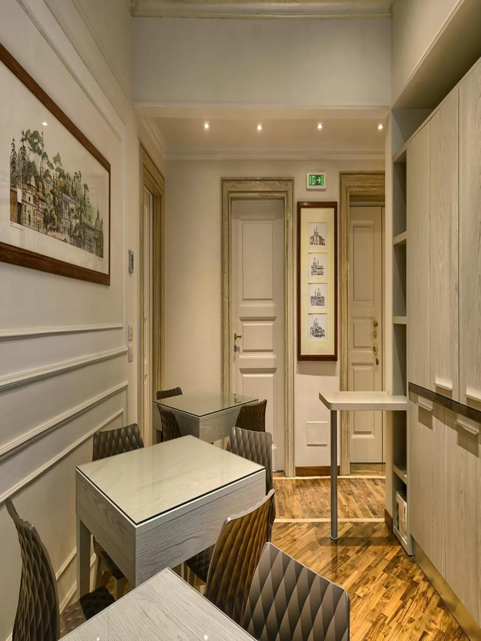 Restaurant/places to eat in Polinari Rooms San Pietro Roma