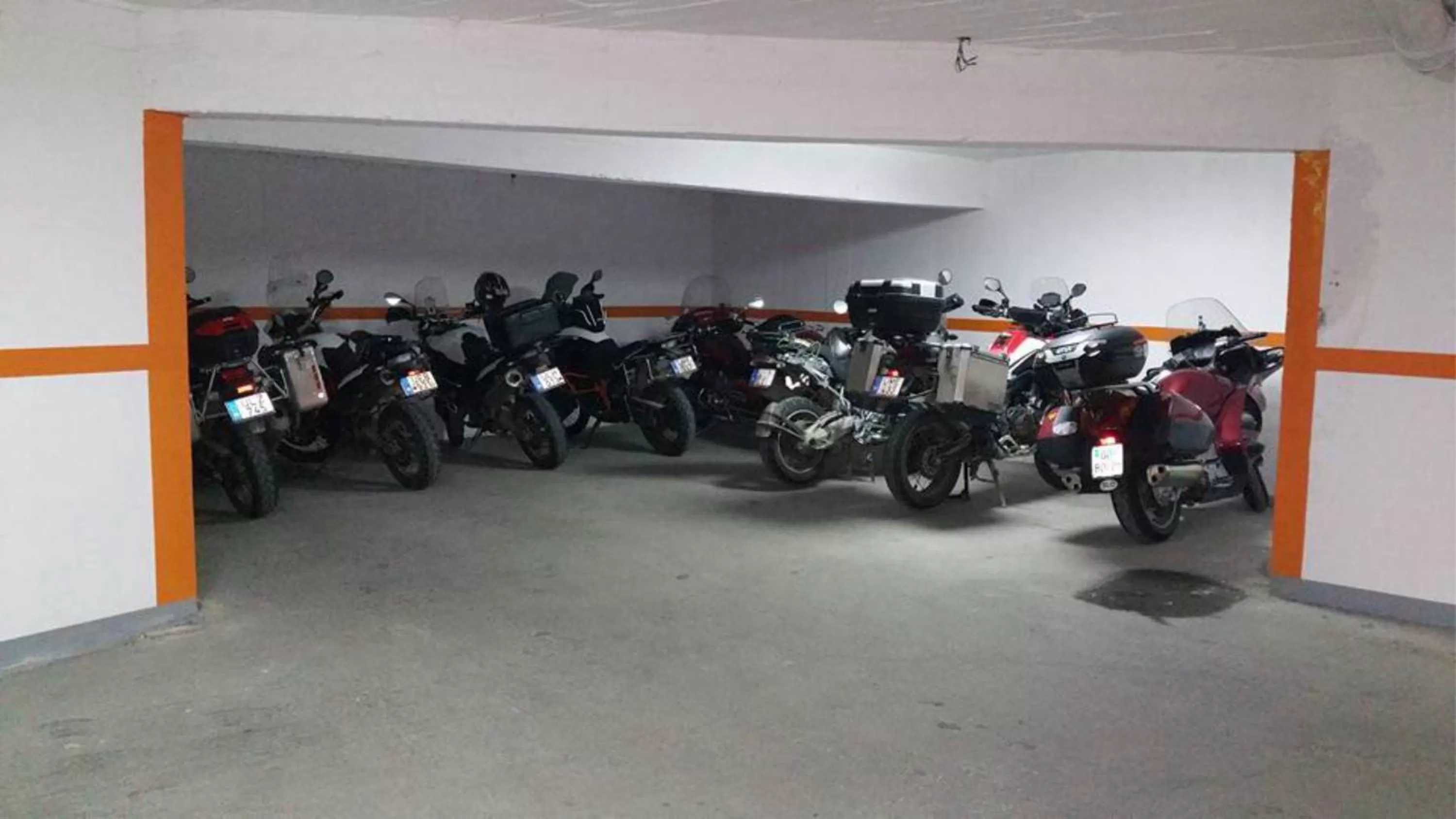 Parking, Other Activities in Hotel - Villa Lejla