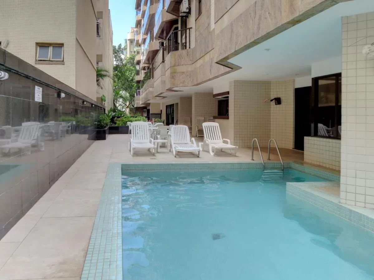 Swimming Pool in Ocean Flat