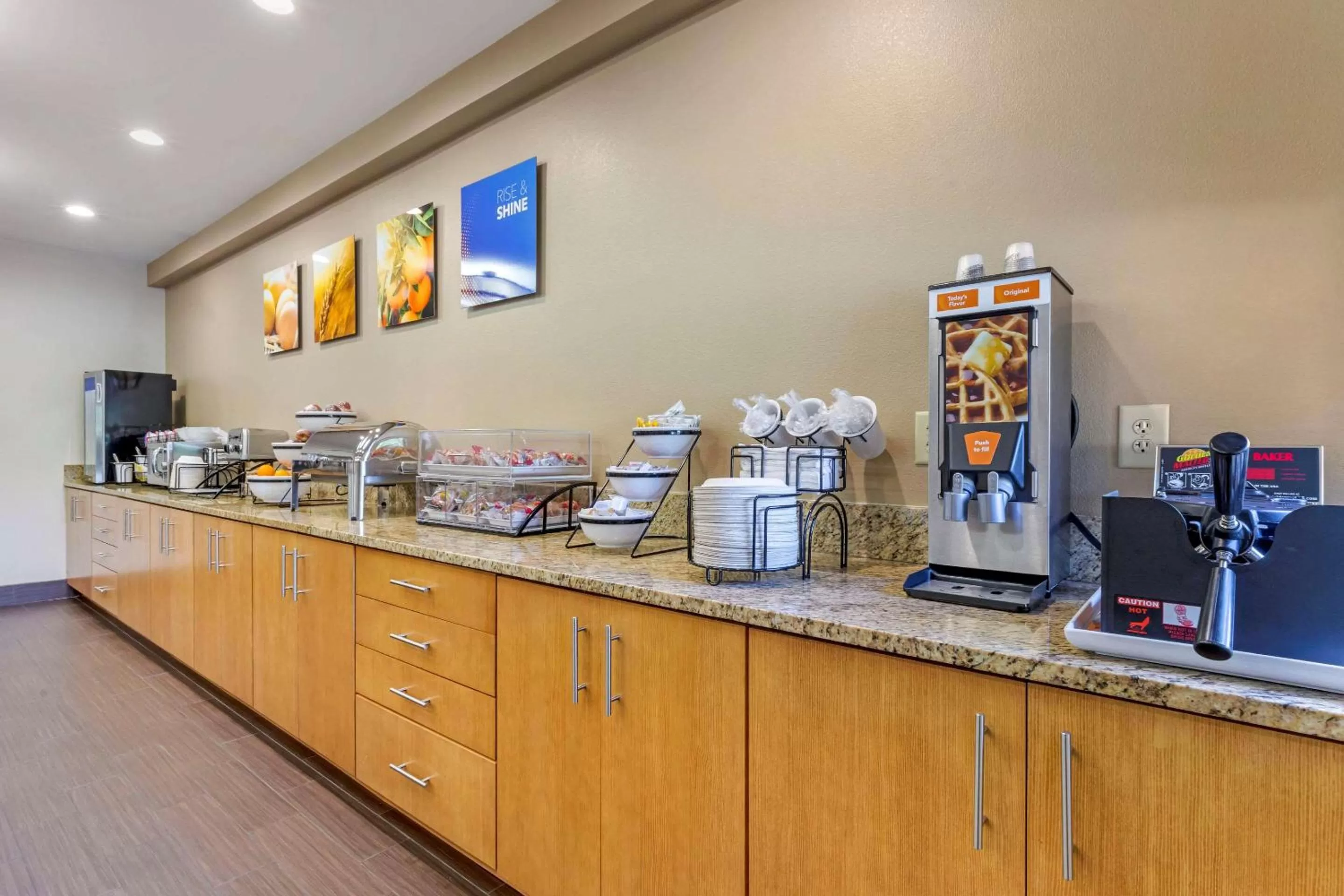 Restaurant/places to eat in Comfort Inn & Suites Lenoir Hwy 321 Northern Foothills