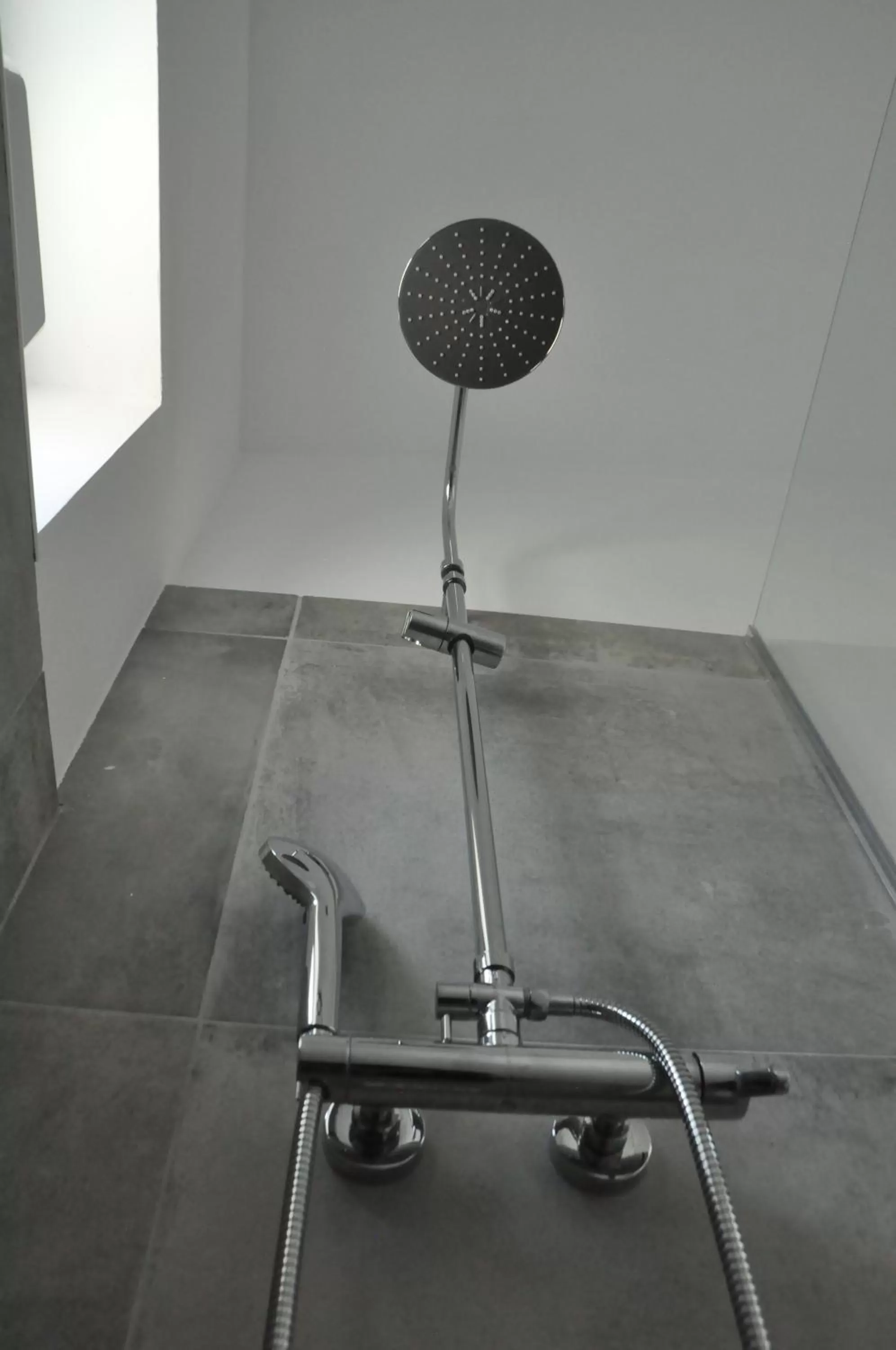 Shower, Bathroom in Bedebike