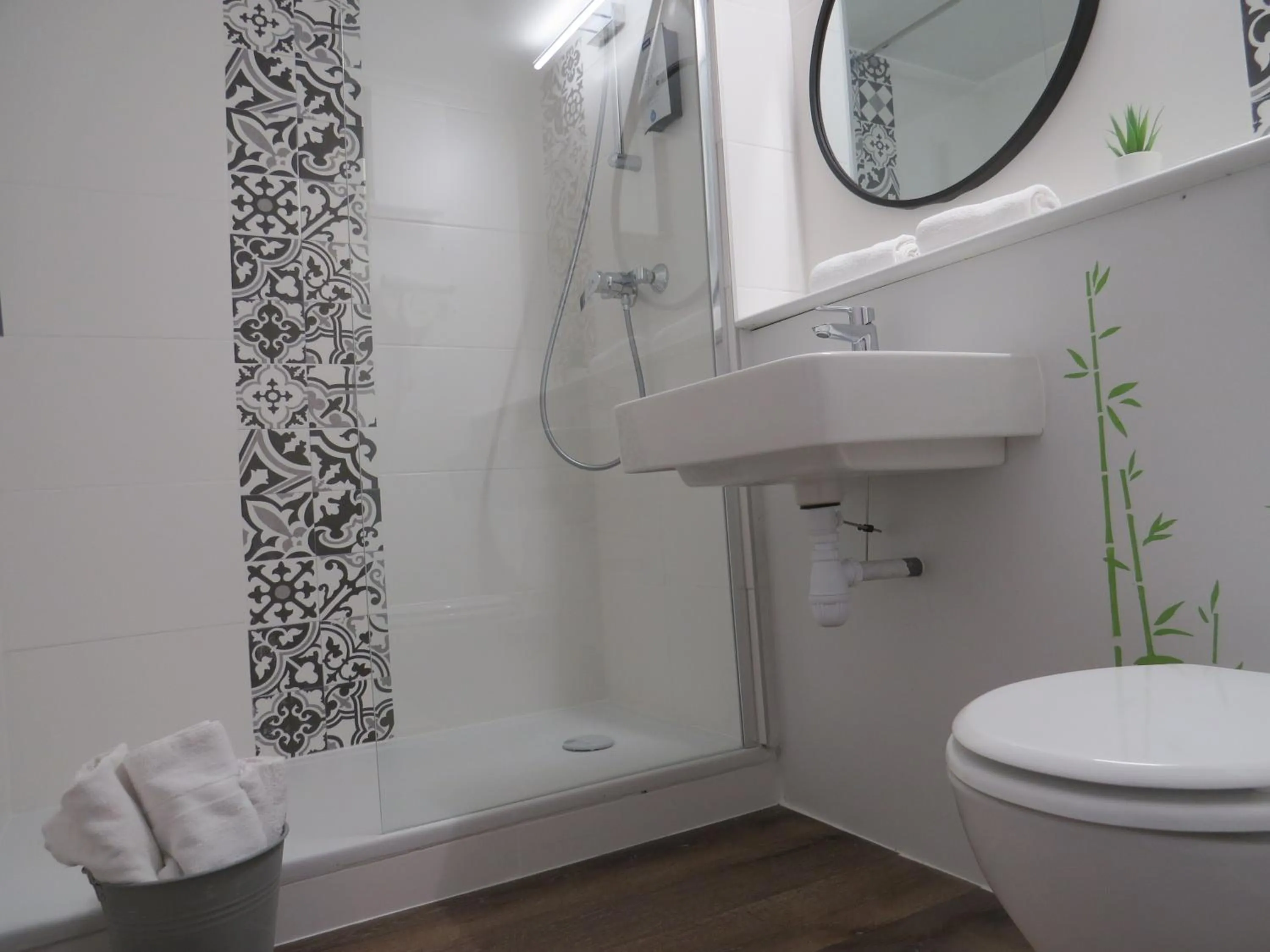 Bathroom in Hôtel Kyriad Cap Sud