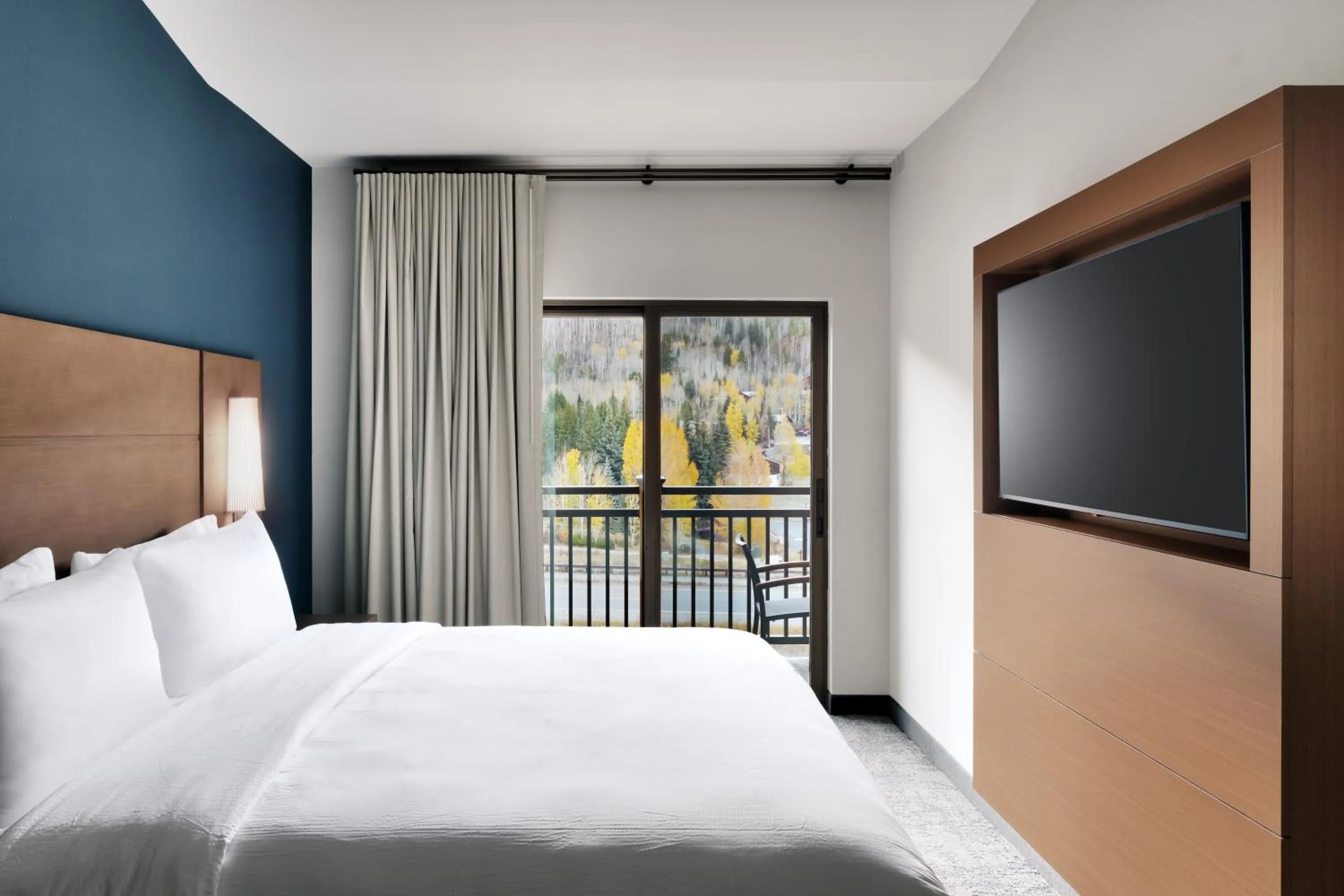 TV and multimedia, Bed in Residence Inn by Marriott Vail