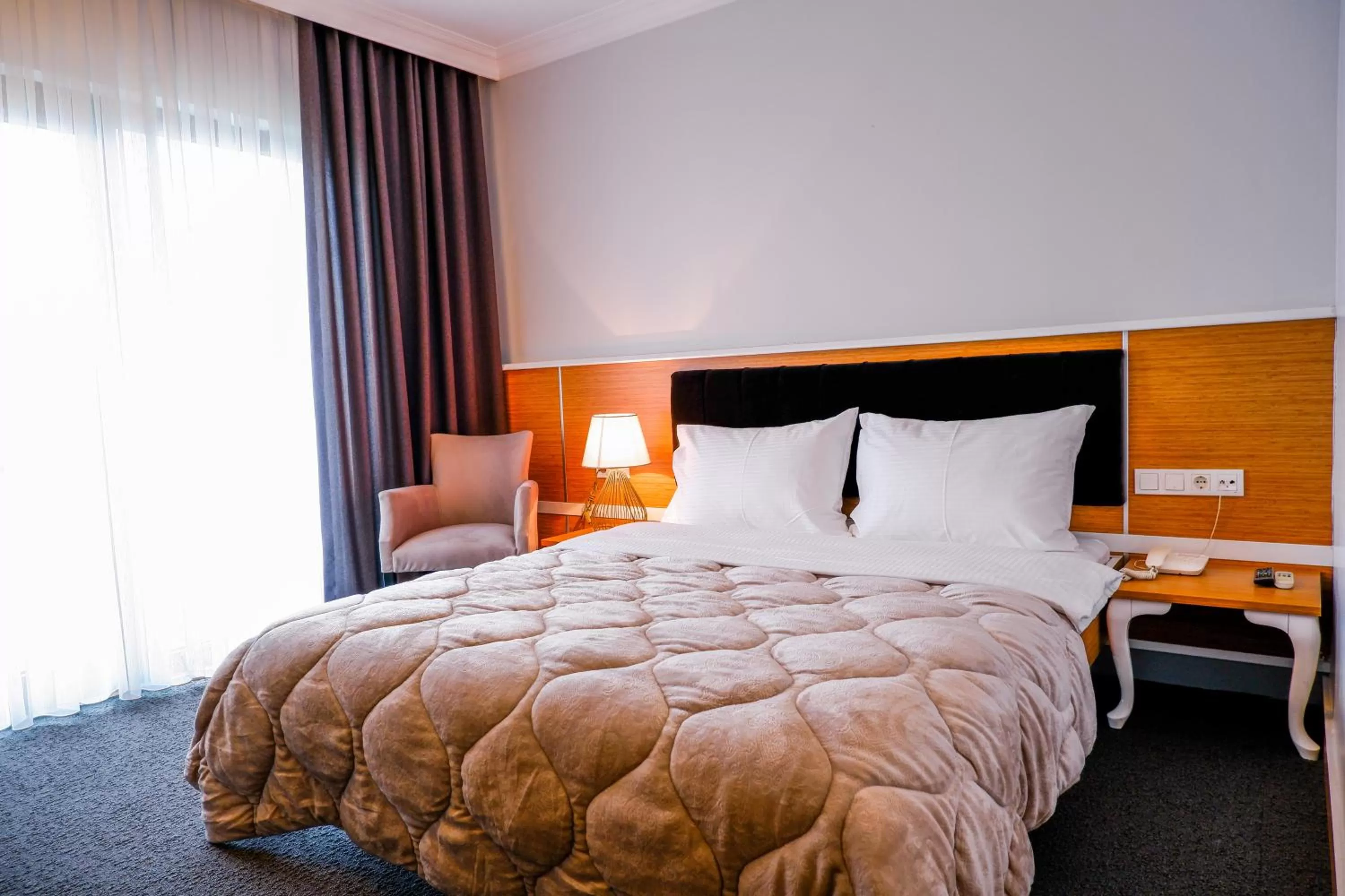 Bed in Didi Butik Hotel