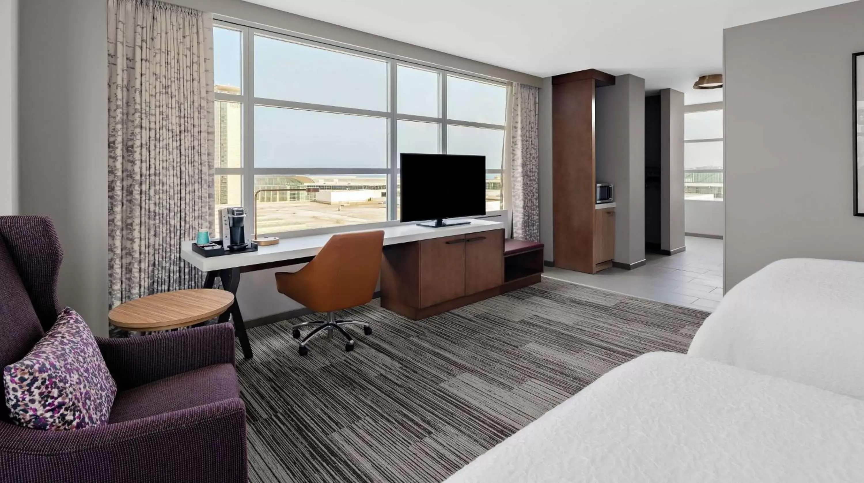 Room with Two Queen Beds and Partial Lakeview in Hilton Garden Inn Chicago McCormick Place Room with Two Queen Beds and Partial Lakeview in Hilton Garden Inn Chicago McCormick Place