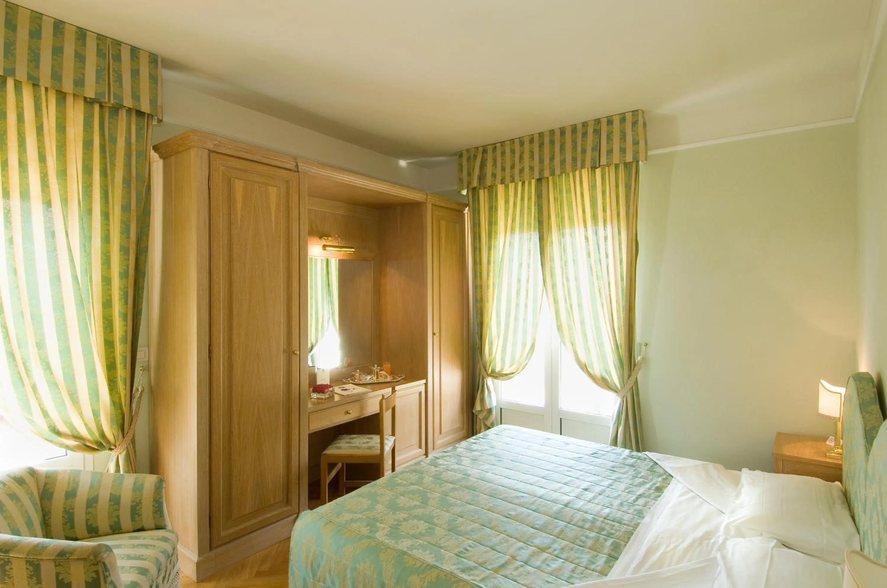Photo of the whole room, Bed in HG Hotel Cappelli