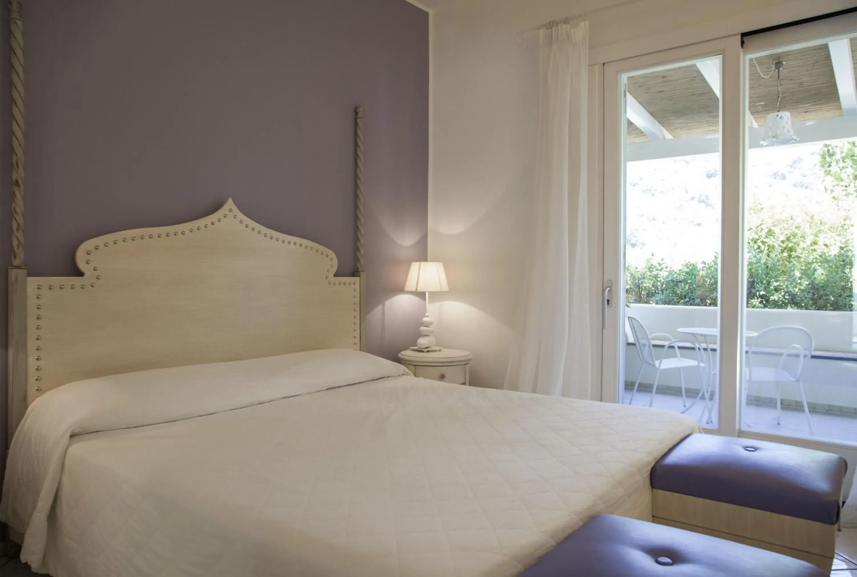 Classic Double Room with Garden View in Hotel Mea - Aeolian Charme Classic Double Room with Garden View in Hotel Mea - Aeolian Charme