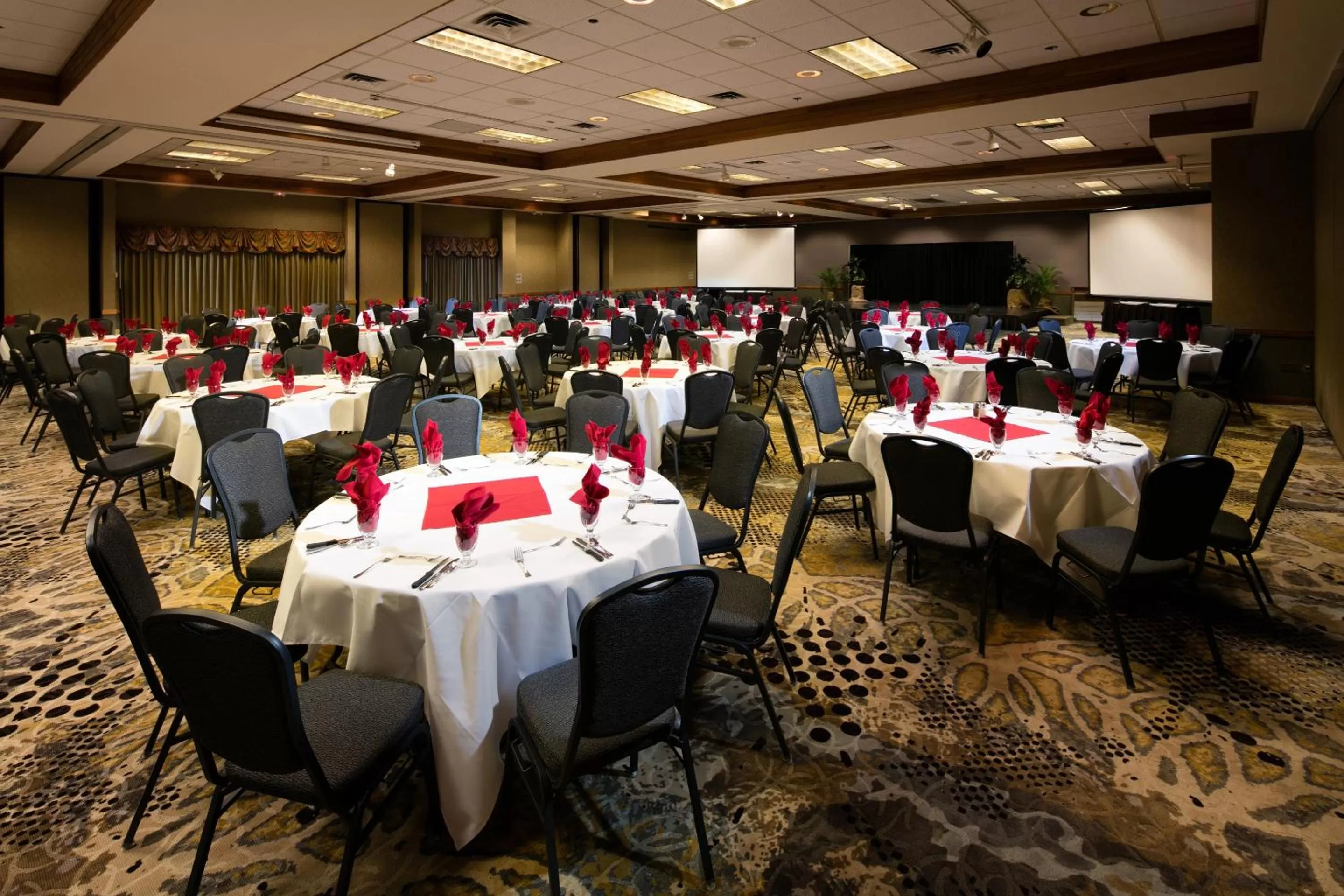 Banquet/Function facilities in Red Lion Hotel Kalispell