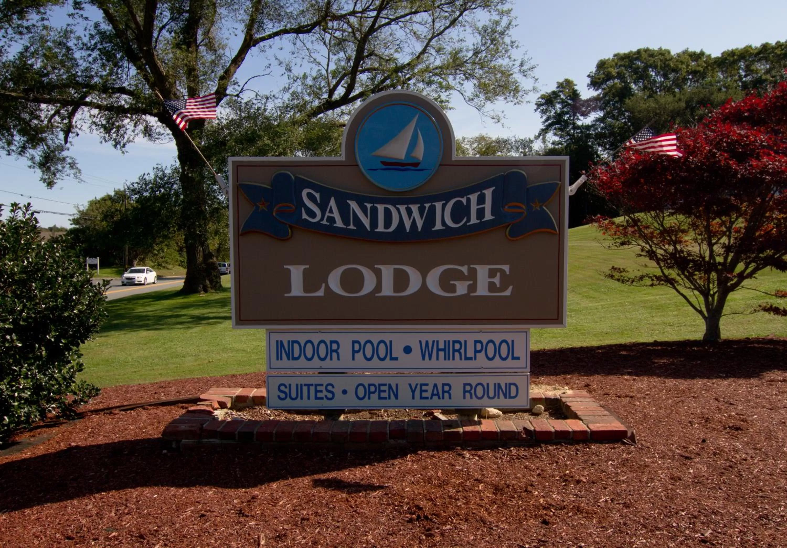 Facade/entrance in Sandwich Lodge & Resort