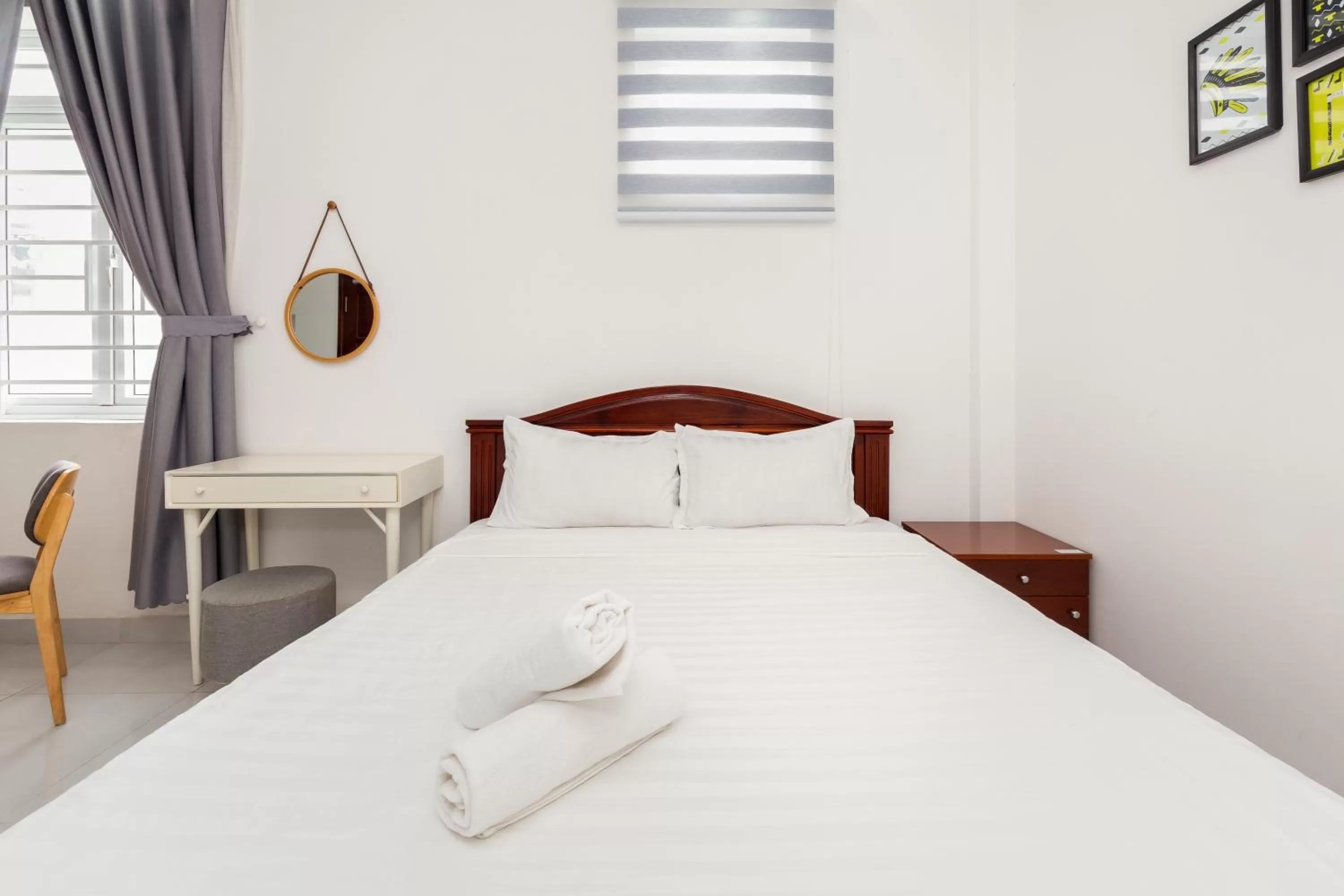 Bed in Luxury Vườn Lài Hotel