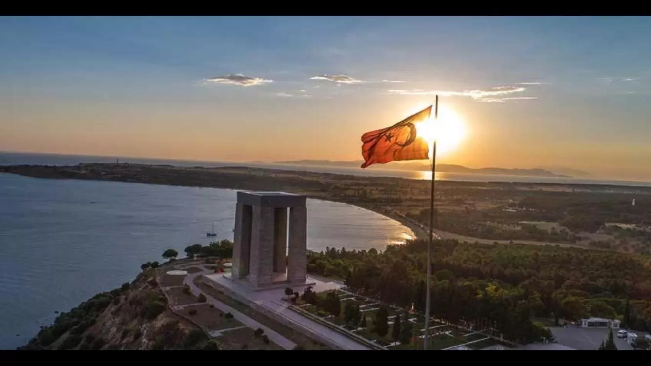 Nearby landmark in Hotel Crowded House