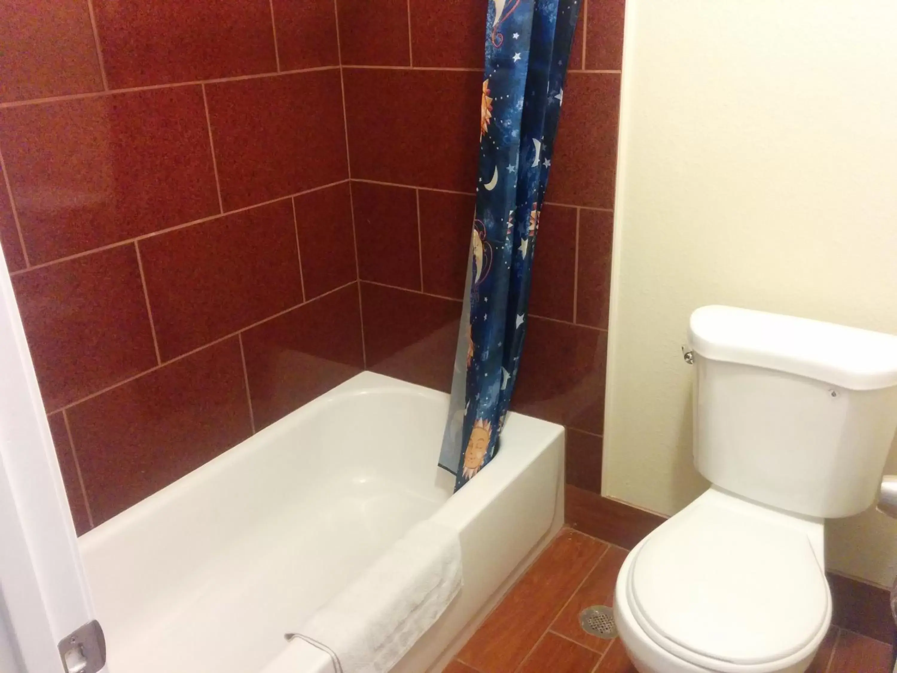 Deluxe Queen Room in Sunshine Motel Deluxe Queen Room in Sunshine Motel