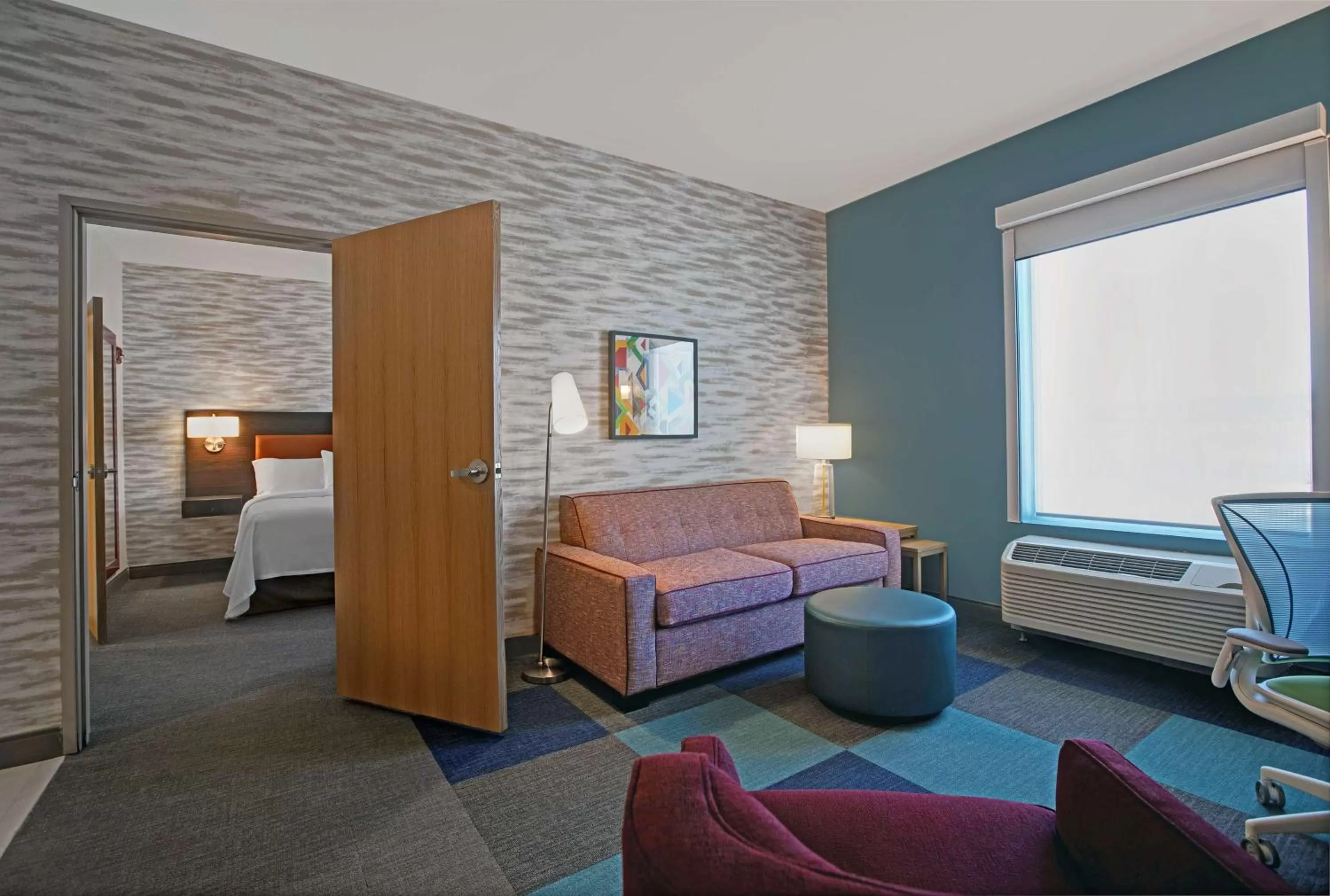 Living room, Bed in Home2 Suites By Hilton Yuma Pivot Point