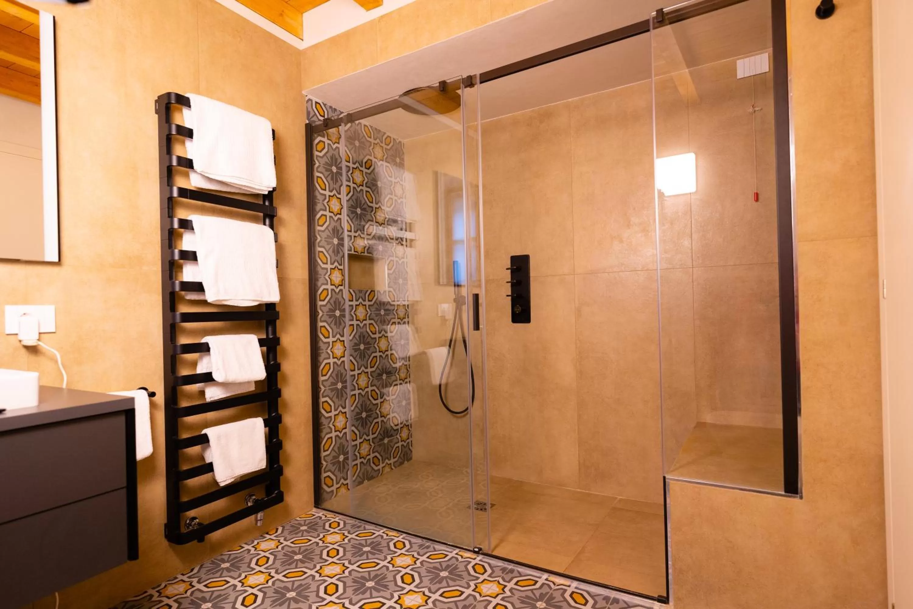 Shower in Locanda Alberti