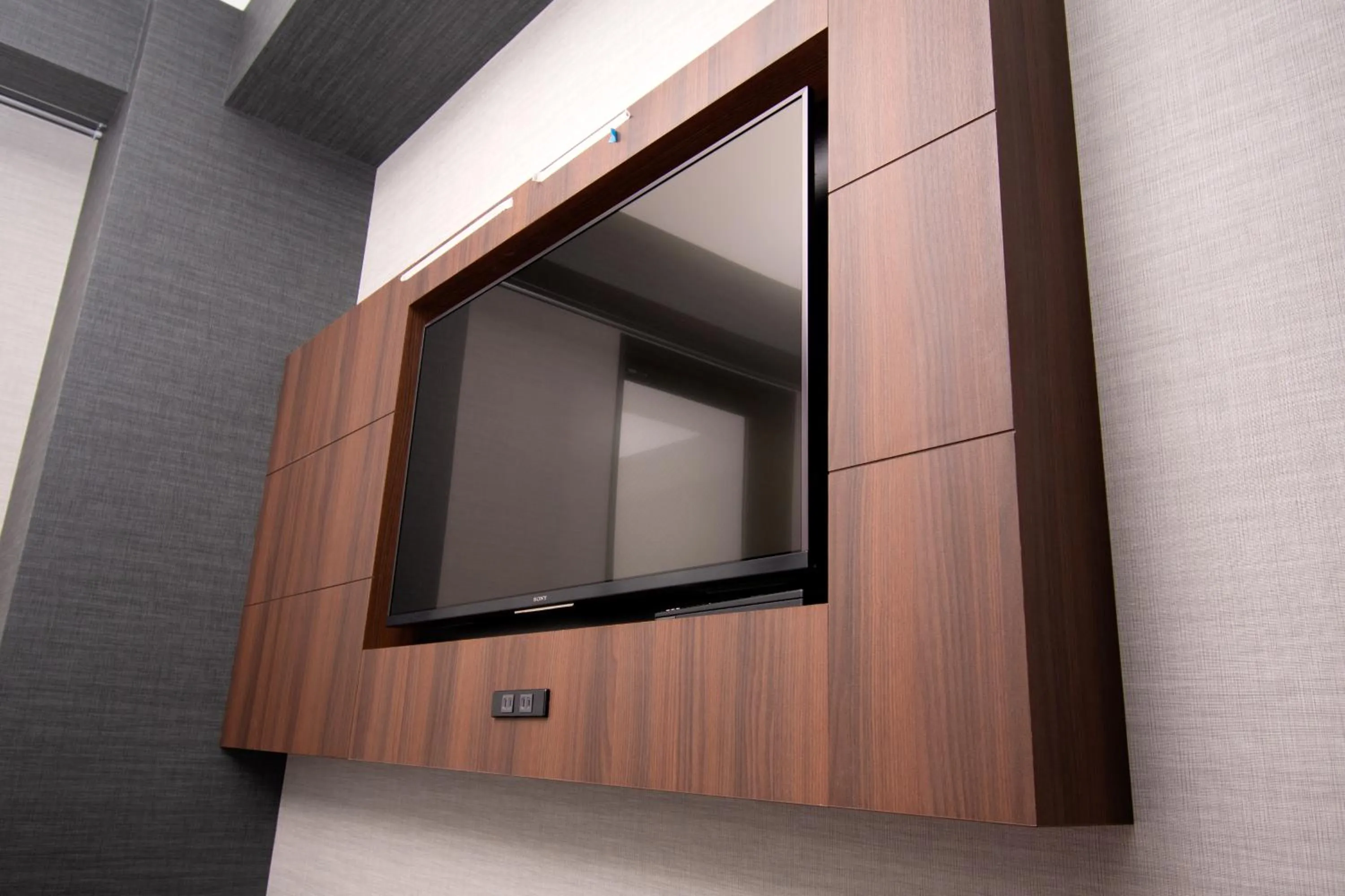 TV and multimedia in Joytel Hotel Osaka Shinsekai