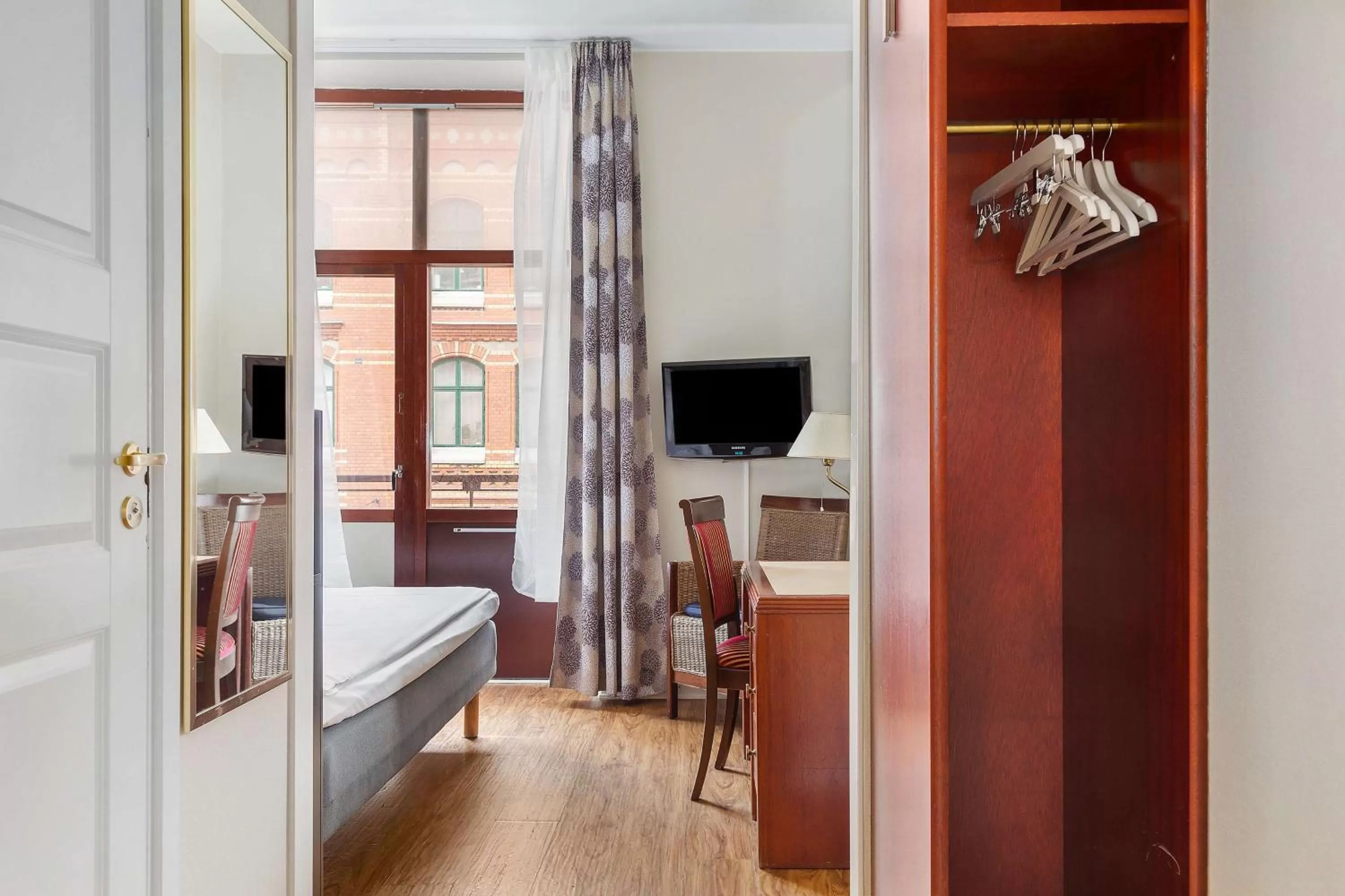 Bedroom, Bed in Best Western Tidbloms Hotel