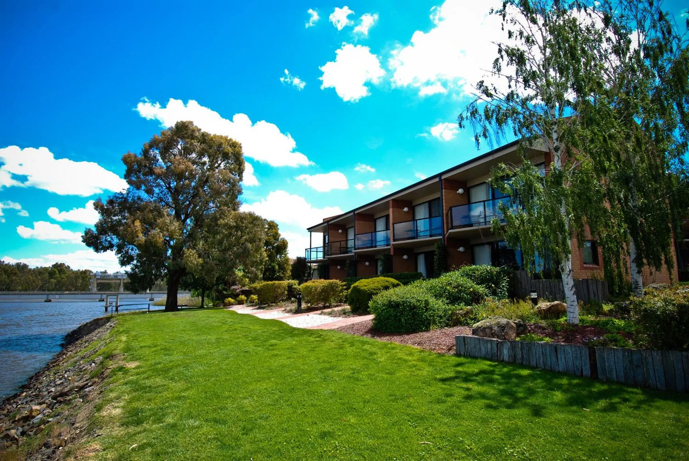 Property building in Club Mulwala Resort