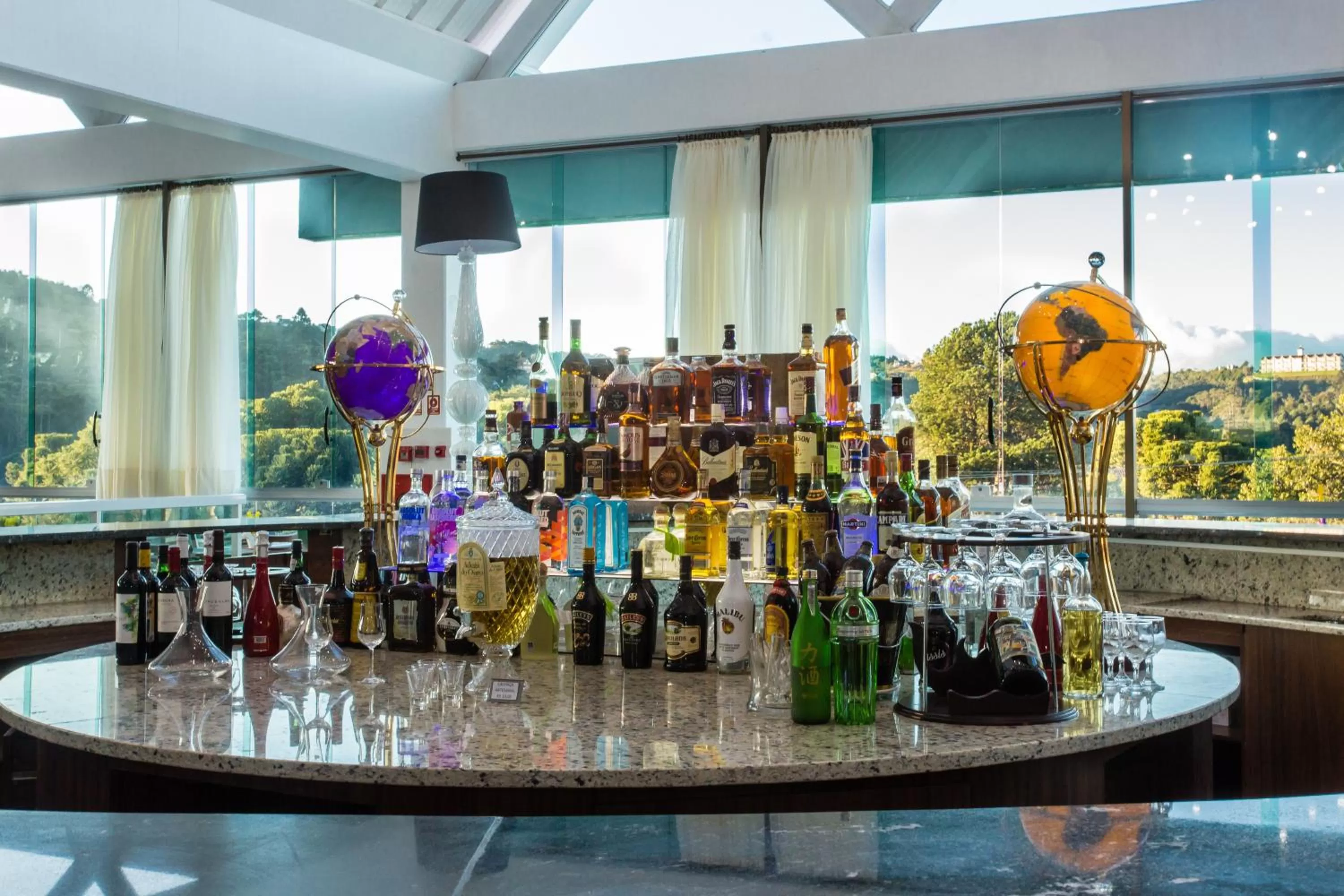 Lounge or bar in Hotel Dan Inn Campos do Jordão