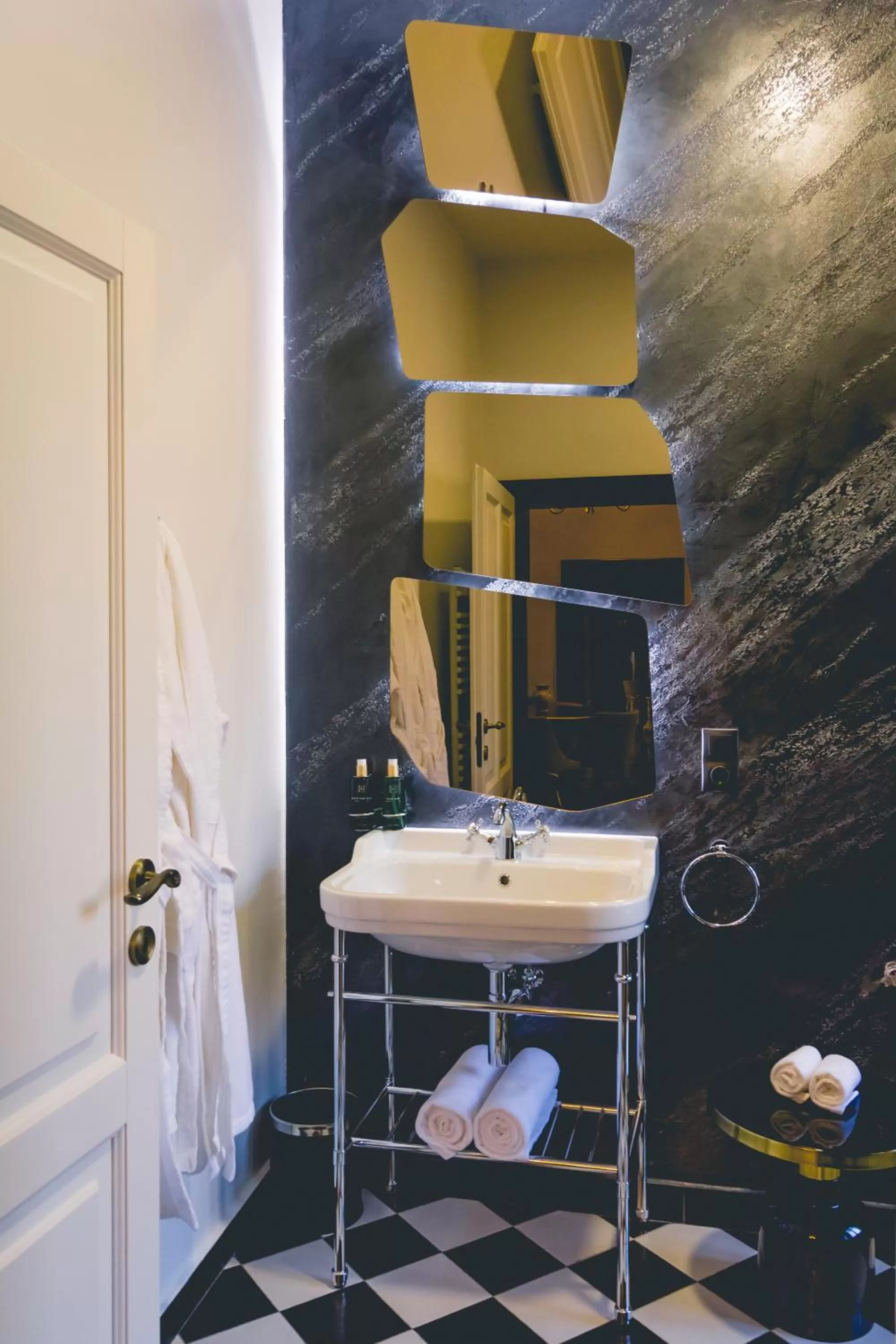 Bathroom in MAGISTER seven