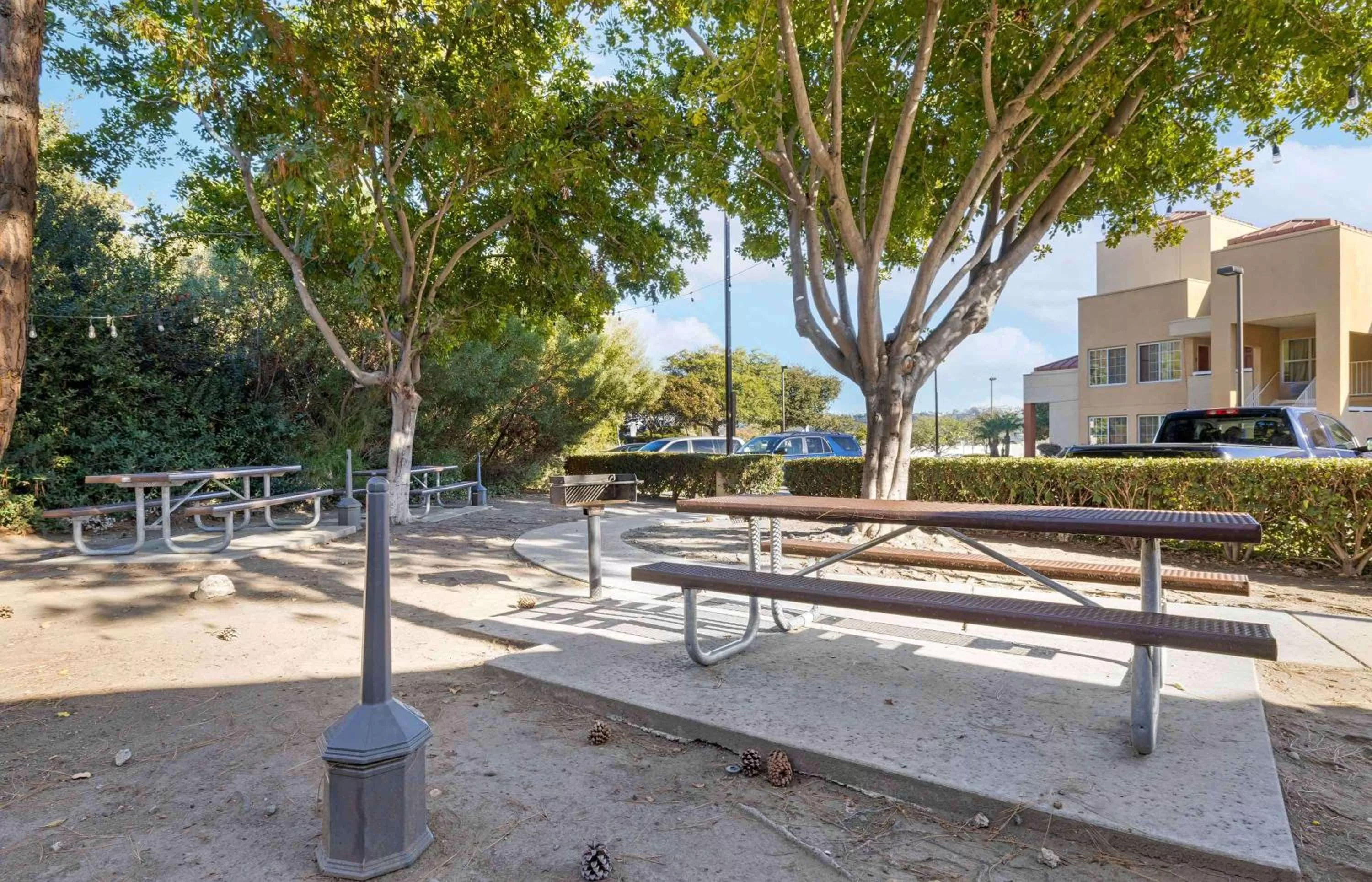 Property building in Extended Stay America Suites - San Diego - Fashion Valley