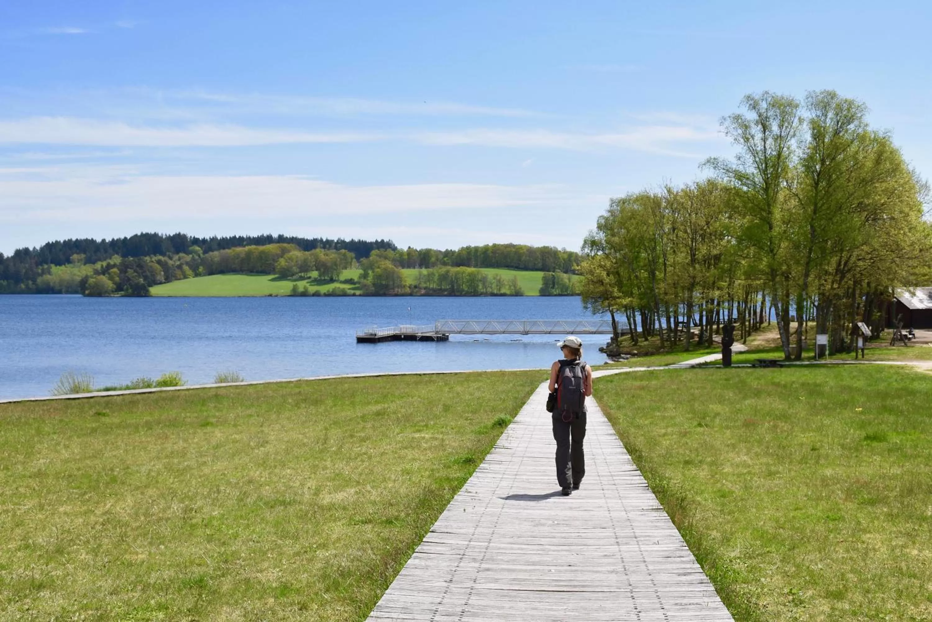 Hiking in Best Western Plus Richelieu