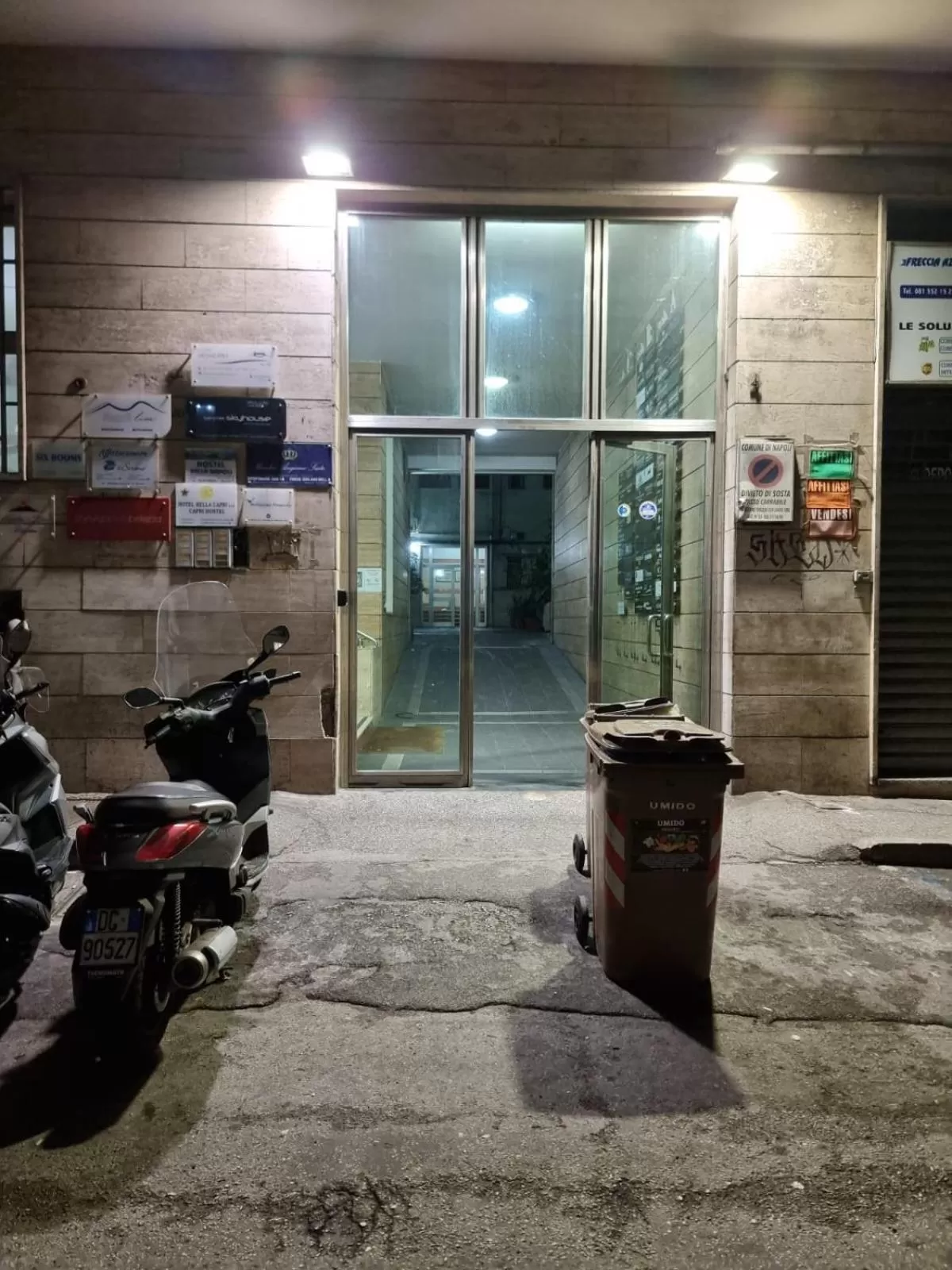 Facade/entrance in Municipio sea