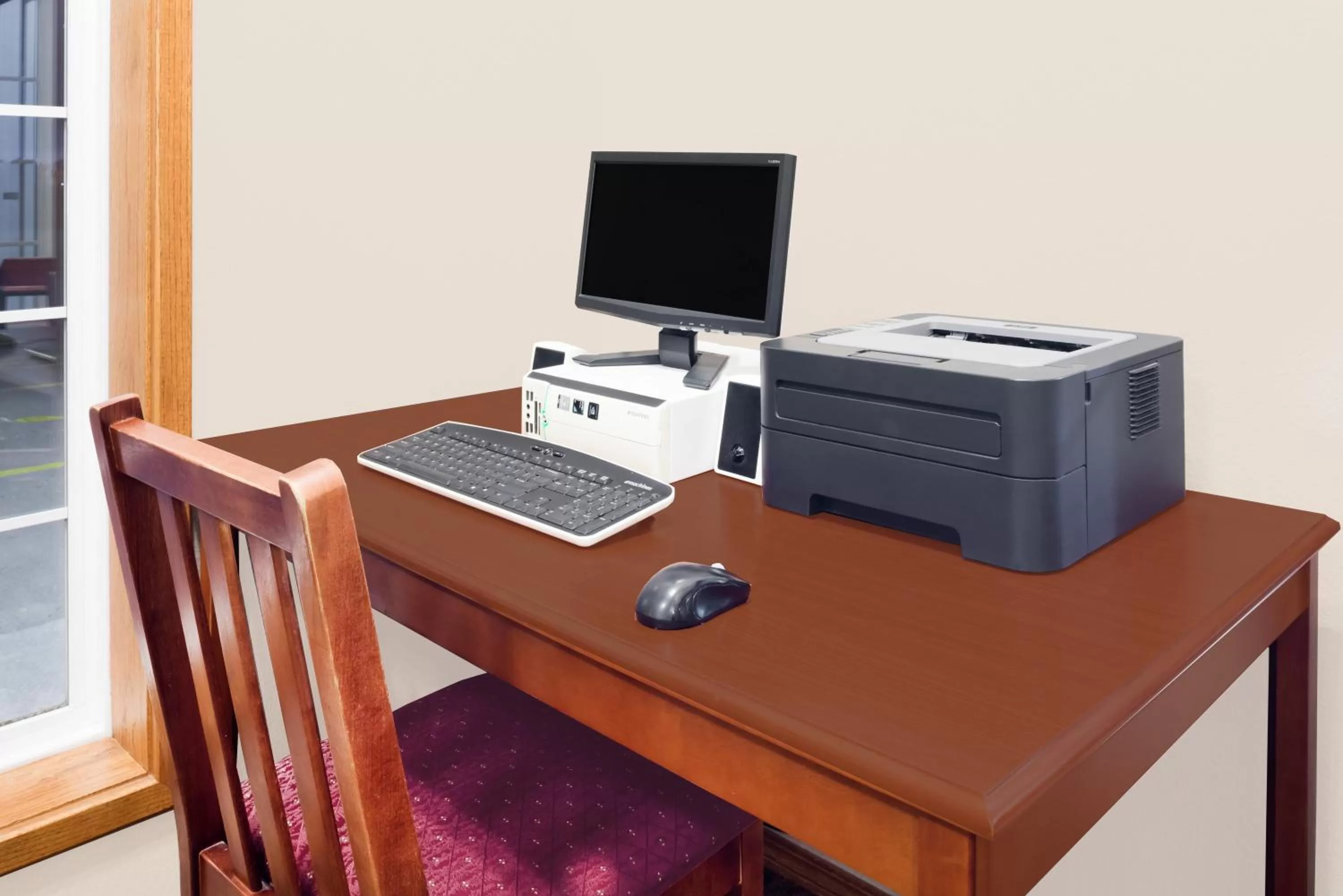 Super 8 by Wyndham Bolivar