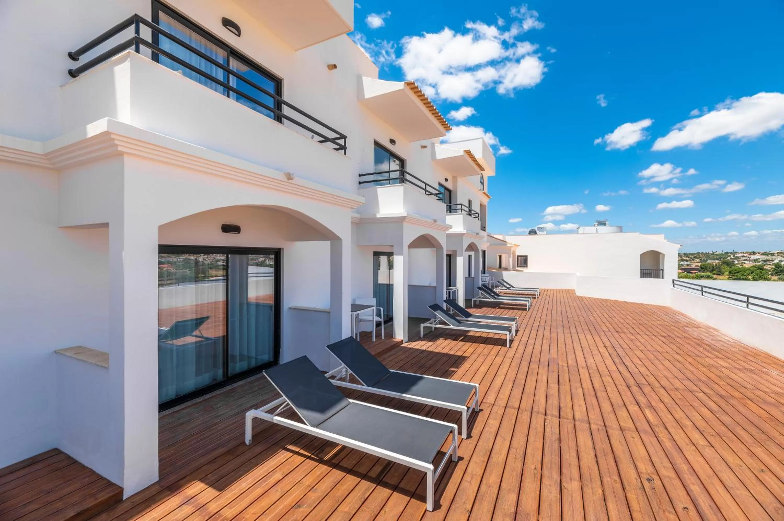 Patio in Regency Salgados Hotel & Spa