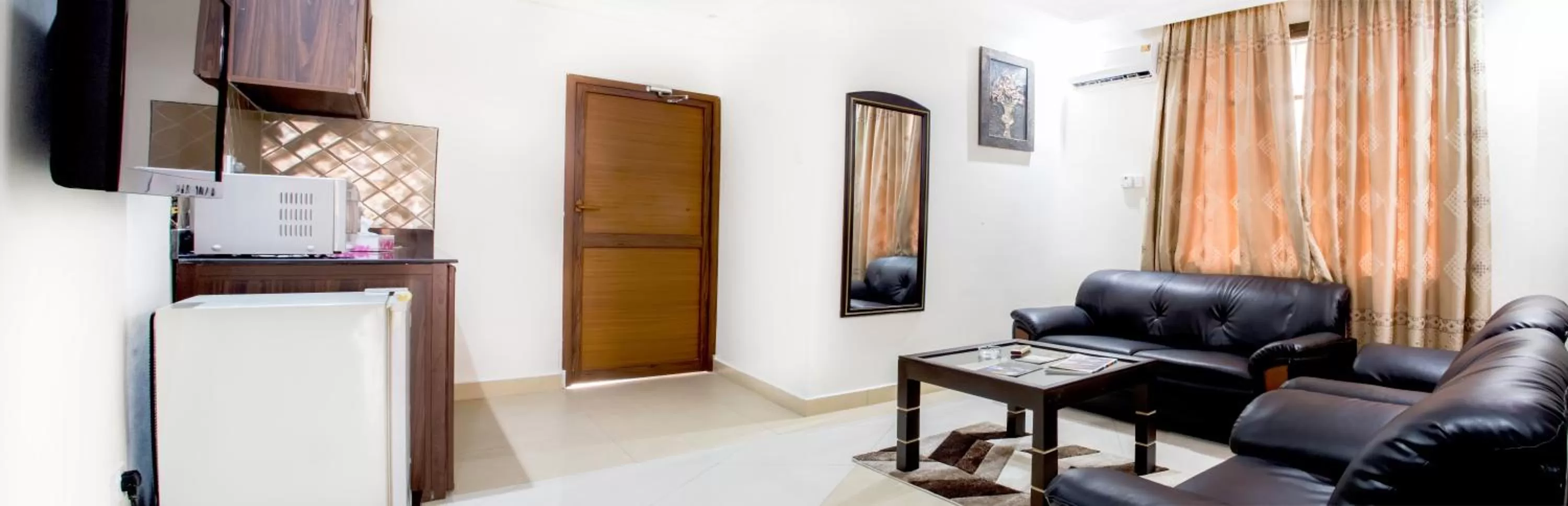 TV and multimedia in Sleep Inn Hotel - Kariakoo