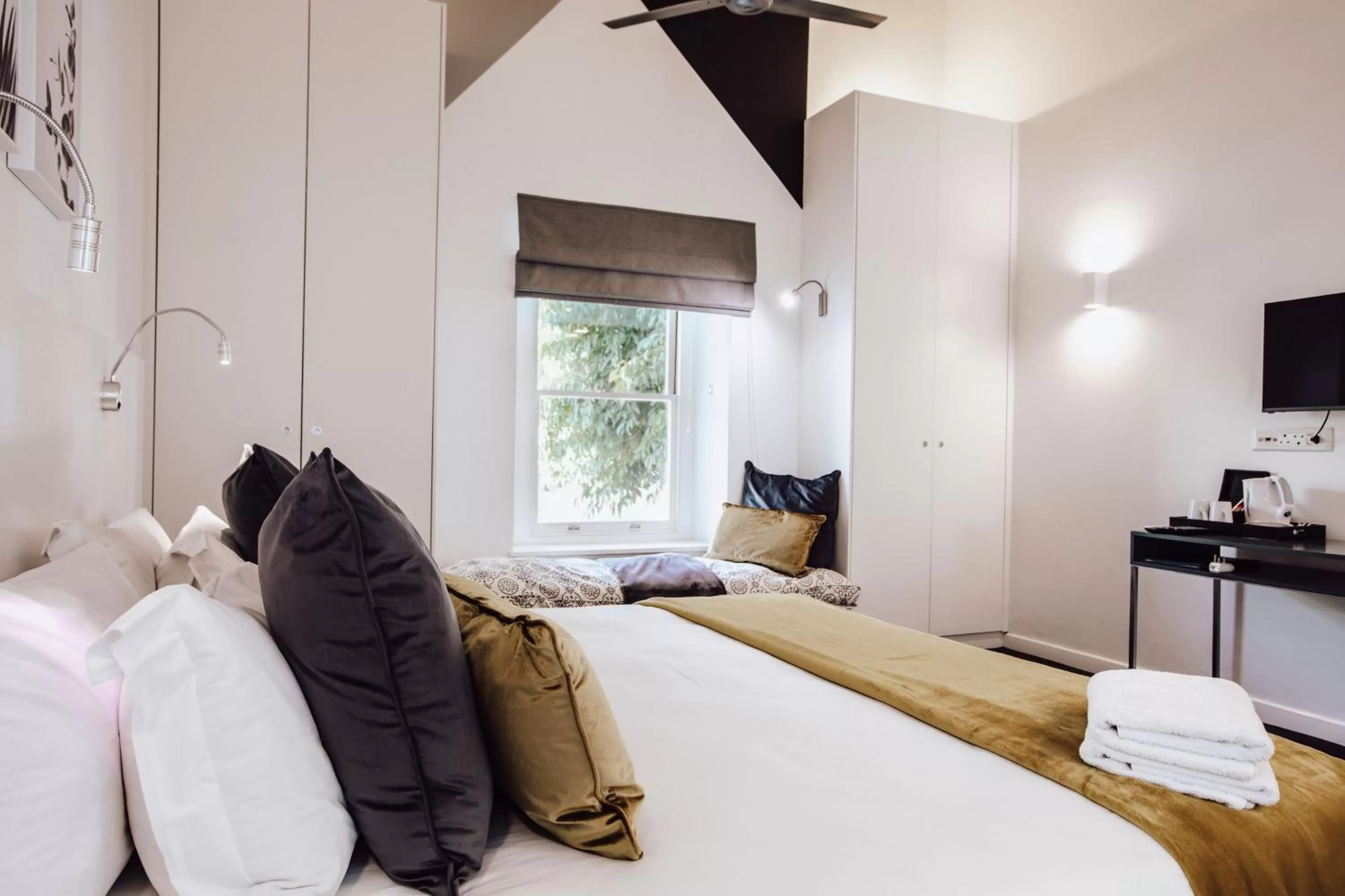 Bed in Boschenmeer House