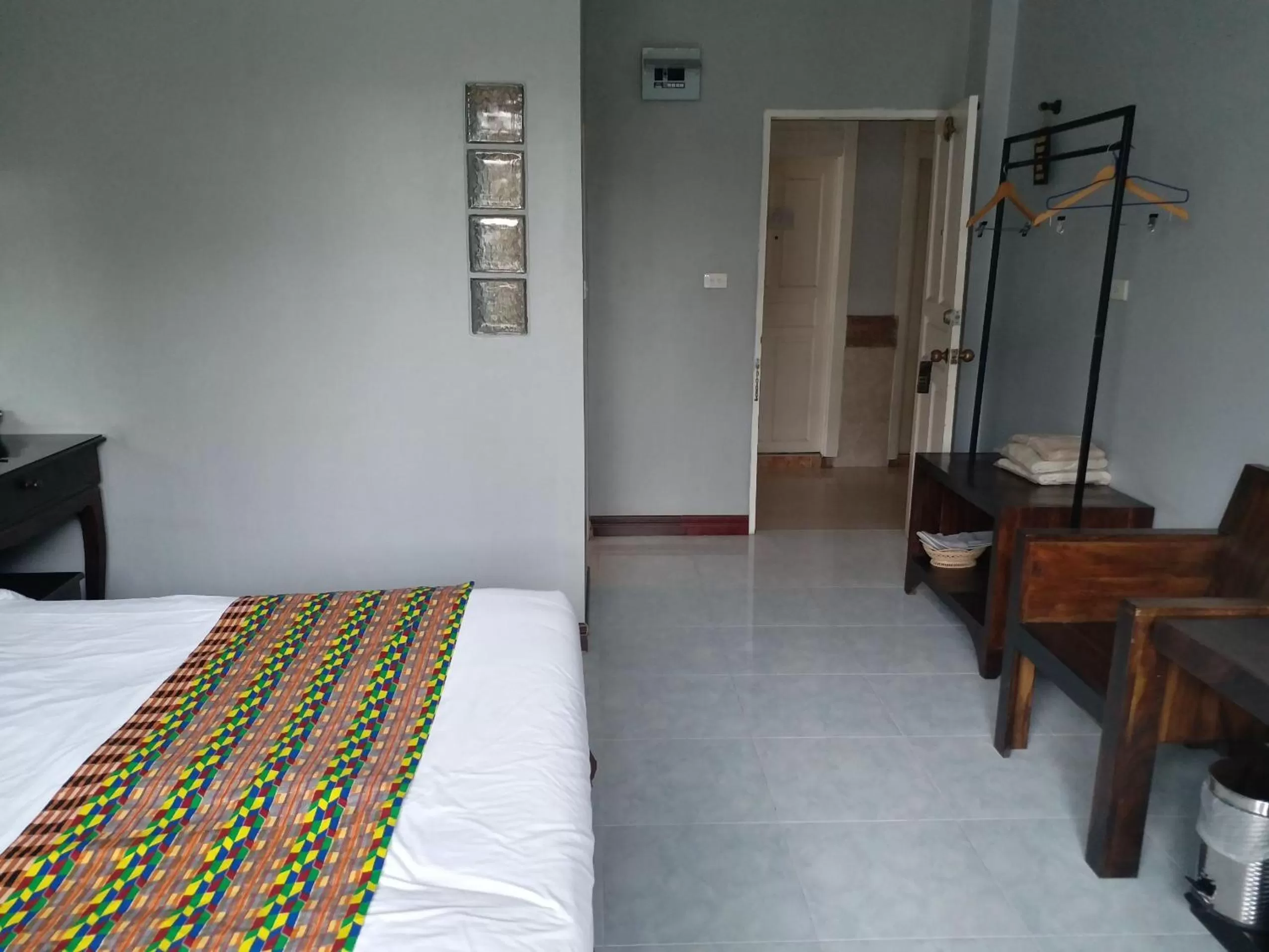 Photo of the whole room, Bed in Platinum Place